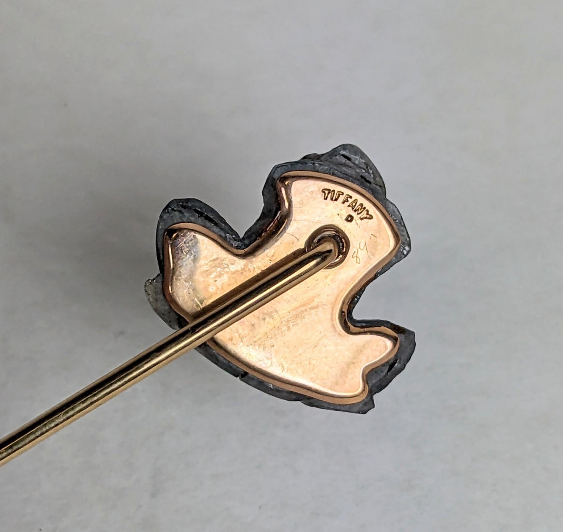 Tiffany, épingle à bâton grenouille en labradorite sculptée du 19e siècle en vente 3
