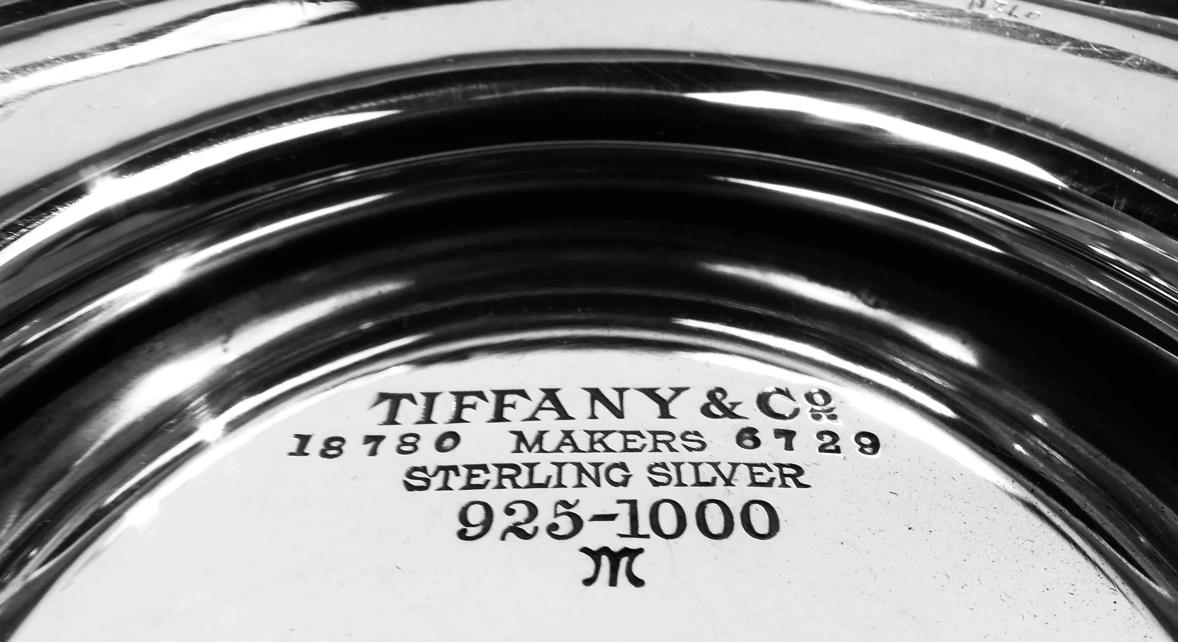 Amerikanische Tiffany-Schale im Art déco-Stil aus Sterlingsilber mit Fuß, C 1914 im Angebot 1