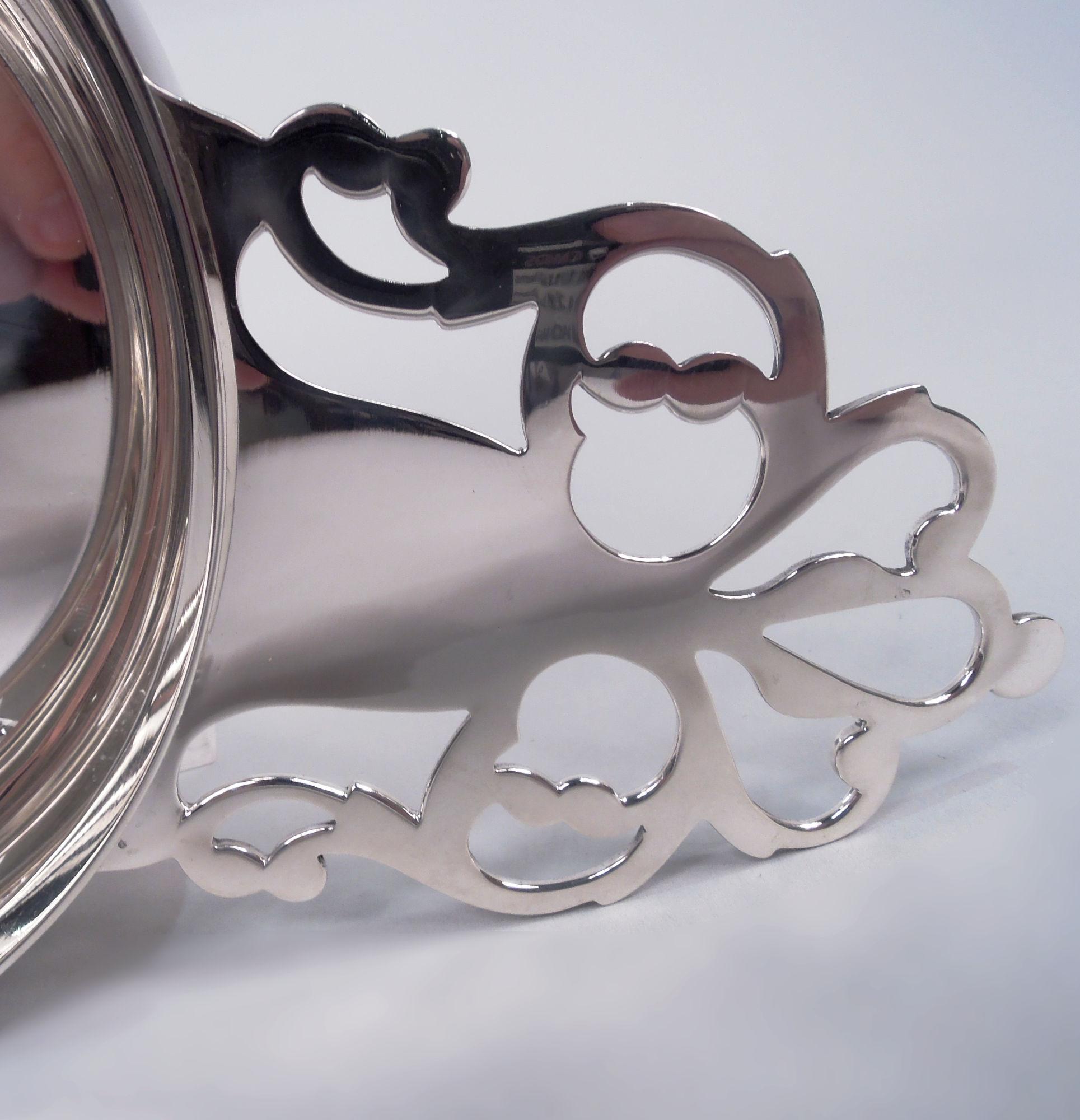 Tiffany American Colonial Sterling Silver Porringer For Sale 1