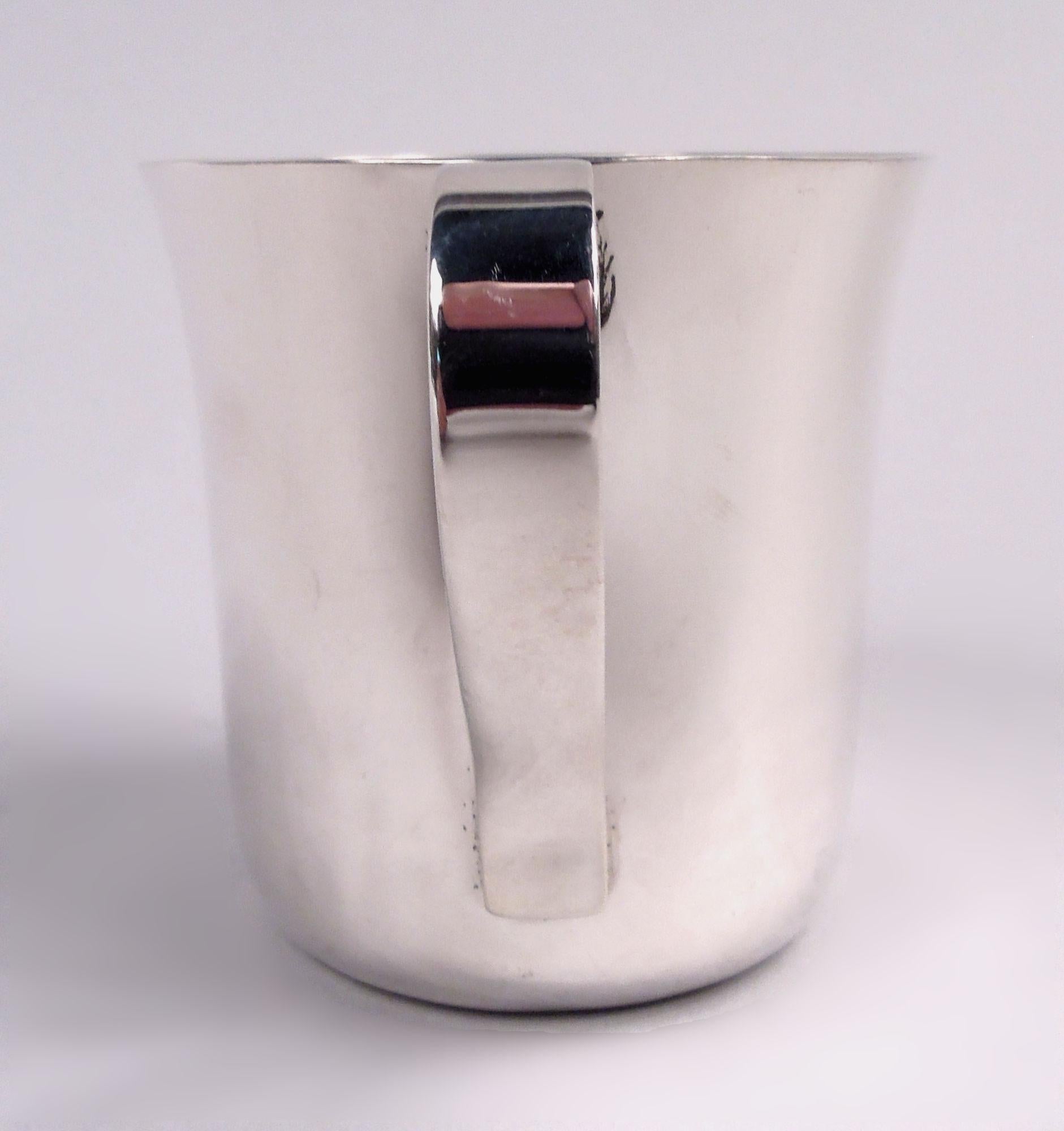 Tiffany American Midcentury Modern Sterling Silver Baby Cup In Good Condition For Sale In New York, NY