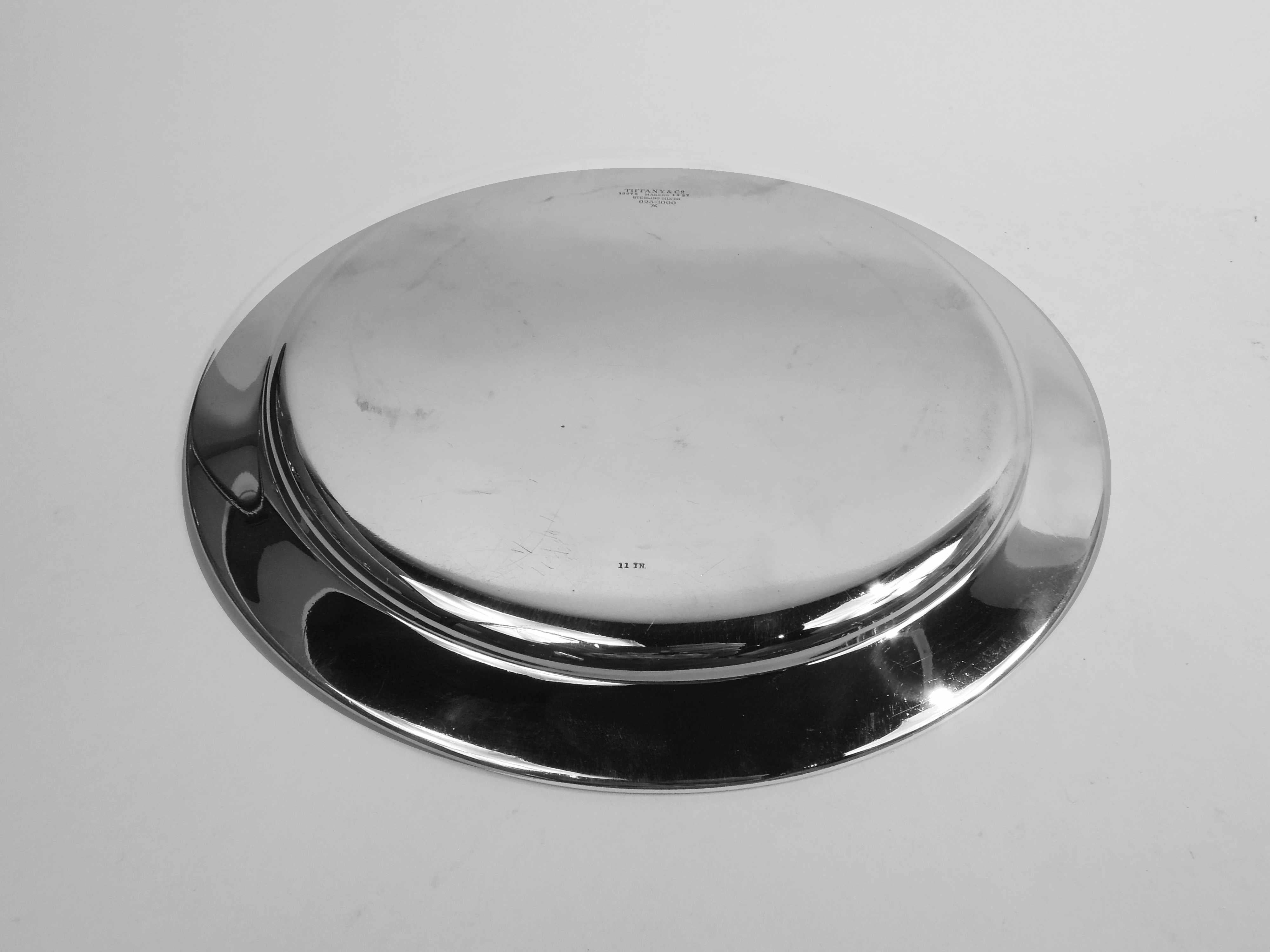 20th Century Tiffany American Modern Sterling Silver 11-Inch Round Tray For Sale