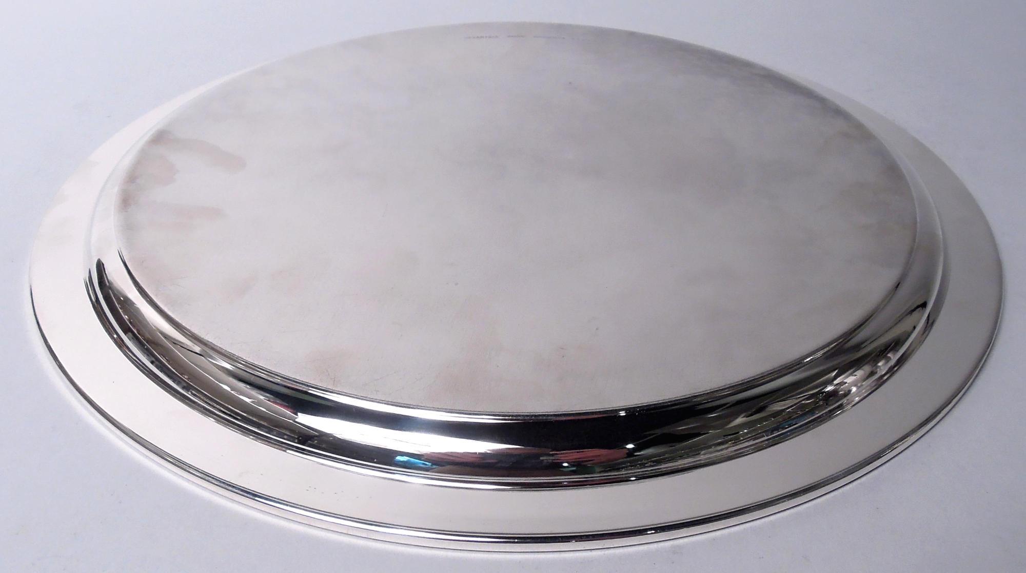 Plateau rond de 11 pouces en argent sterling américain moderne Tiffany Bon état - En vente à New York, NY
