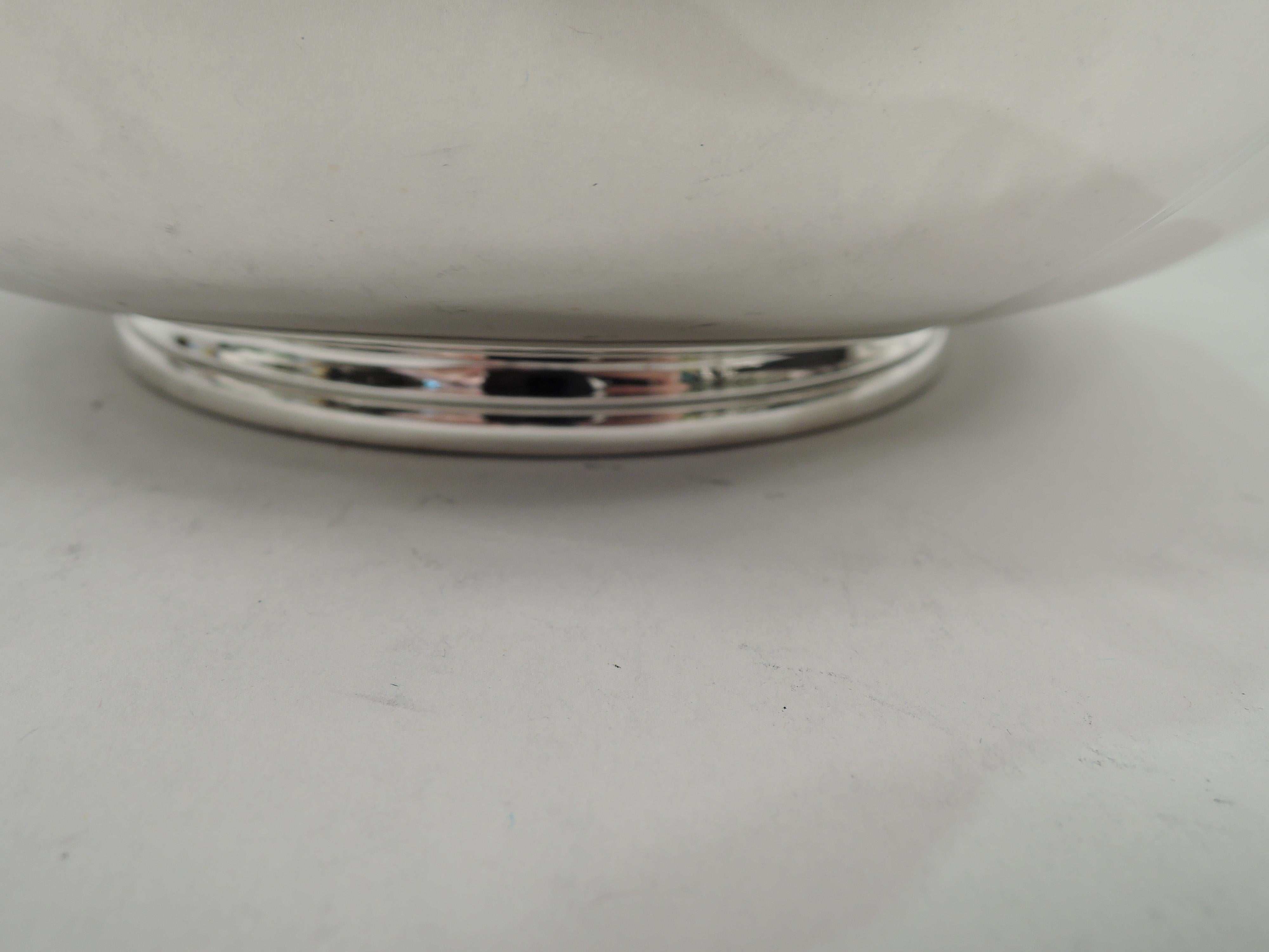 Tiffany American Modern Sterling Silver Bowl In Excellent Condition For Sale In New York, NY