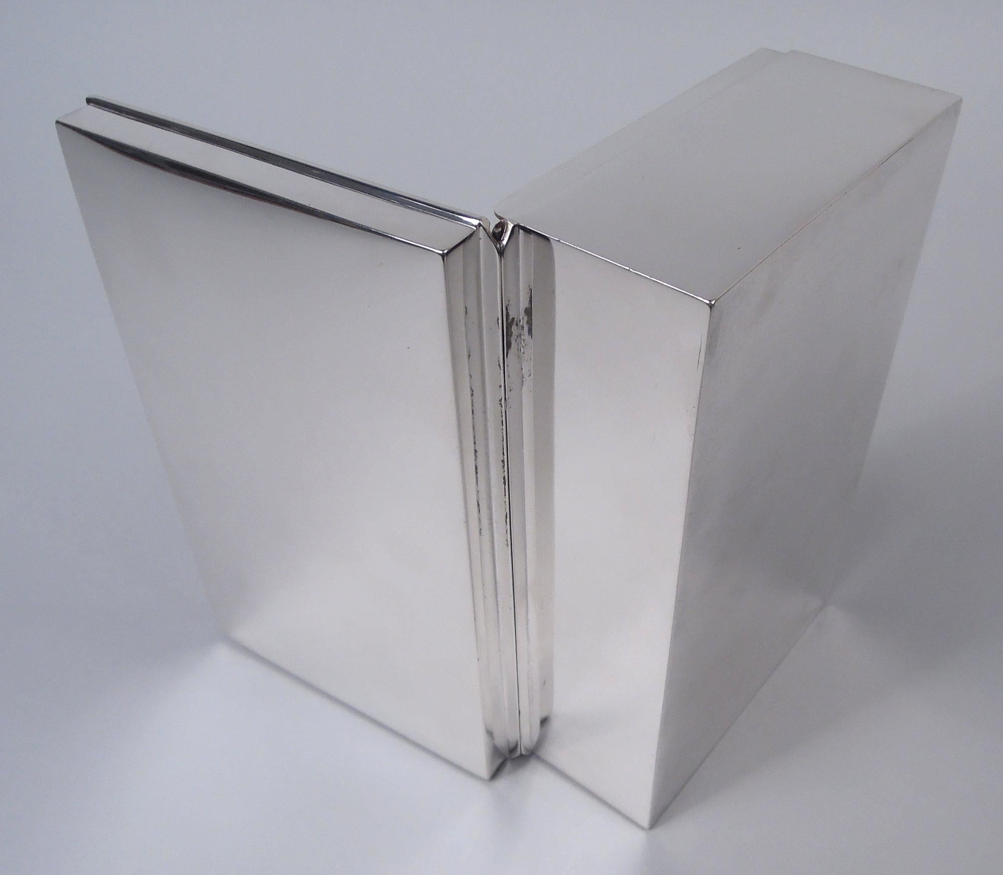 Boîte moderne américaine en argent sterling Tiffany en vente 1