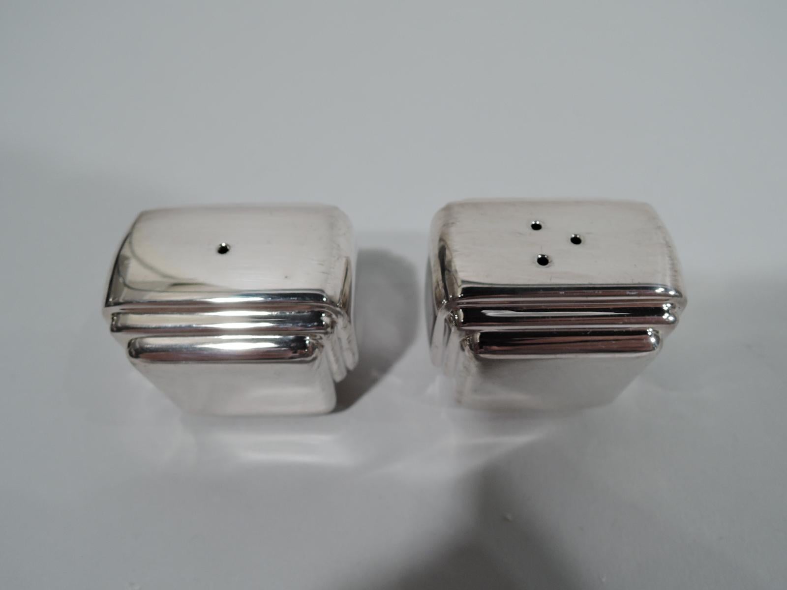 Tiffany American Modern Sterling Silver Salt and Pepper Shakers In Excellent Condition In New York, NY