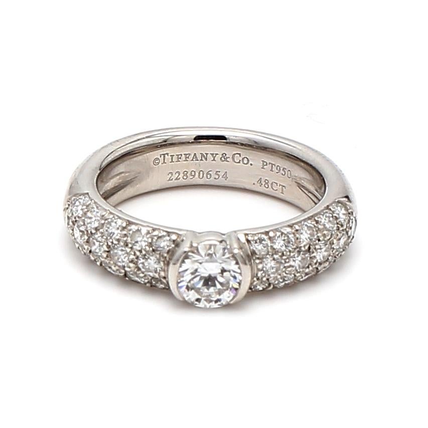 Anillo de compromiso de platino con diamantes H-VVS2 de 0,48 quilates Tiffany and Co. en venta 4