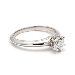 Tiffany & Co 0.77 Carat Round Brilliant Diamond Platinum Engagement Ring (bague de fiançailles en platine)