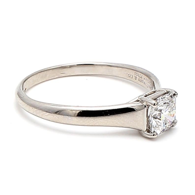 Taille radiant Tiffany and Co, bague de fiançailles en platine avec diamant taille radiant E-VVS2 de 0,92 carat en vente