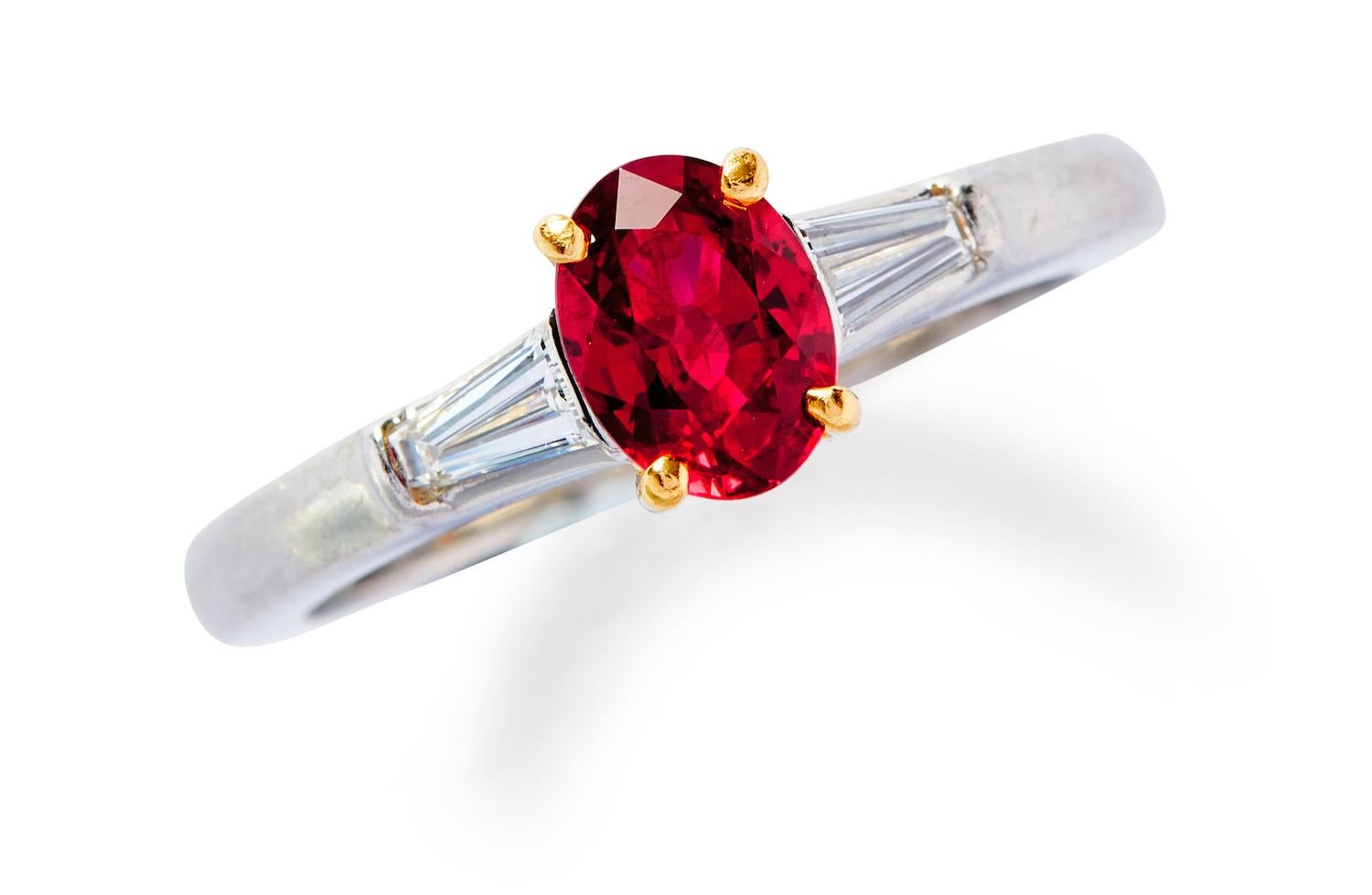 Tiffany and Co 1.08 Carat Ruby And 0.23 Carat Diamond Platinum Engagement Ring For Sale 6