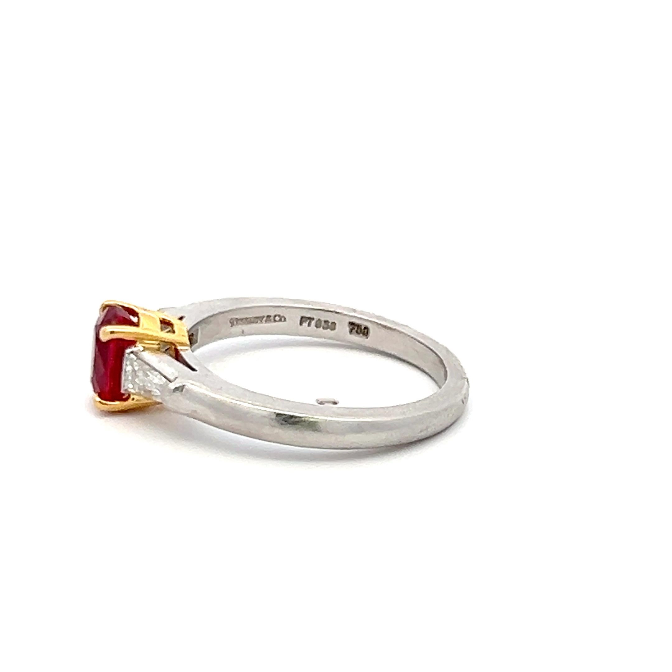Tiffany and Co 1.08 Carat Ruby And 0.23 Carat Diamond Platinum Engagement Ring In Good Condition For Sale In New York, NY