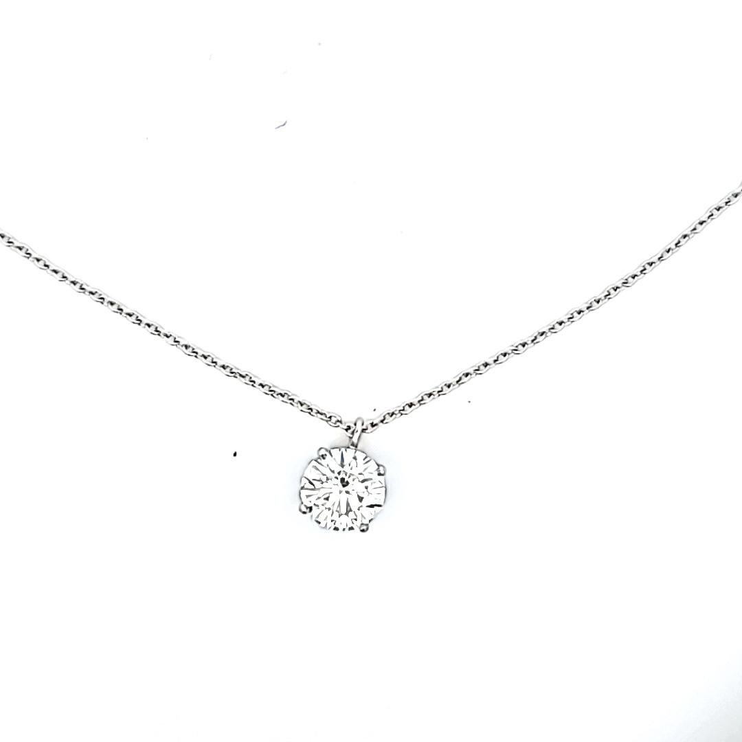 Tiffany and Co. Collier pendentif en platine avec diamants brillants ronds de 1,12 carat Bon état - En vente à New York, NY