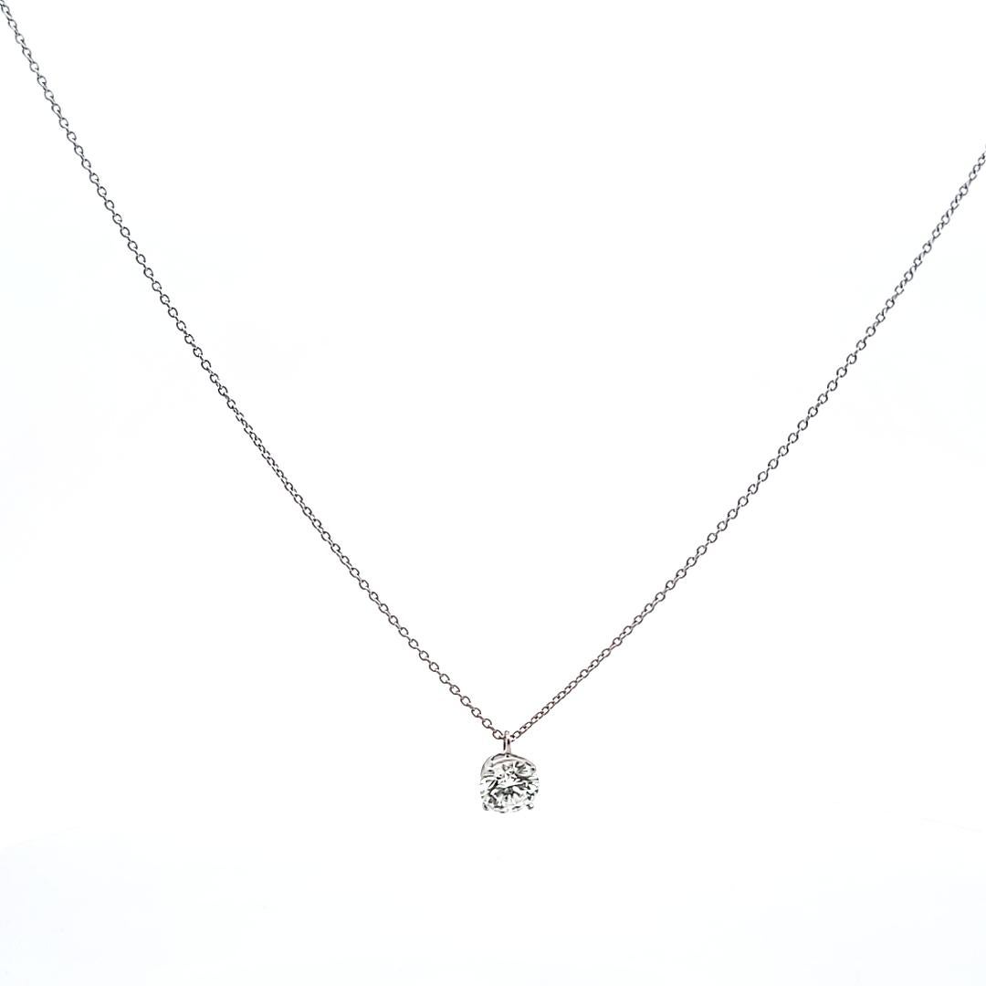 Tiffany and Co. Collier pendentif en platine avec diamants brillants ronds de 1,12 carat en vente 3