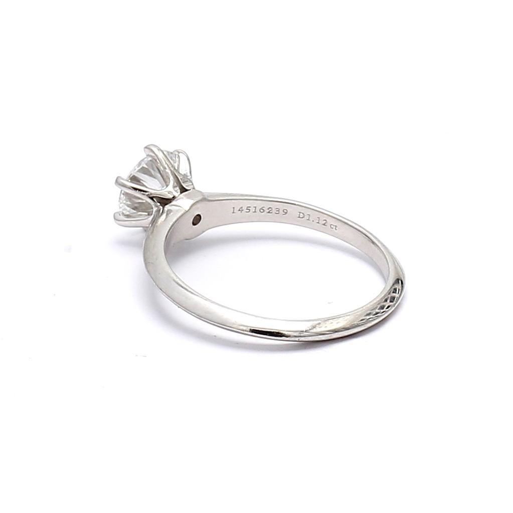 Anillo de compromiso de platino con diamante brillante redondo E-VS1 de 1,12 quilates de Tiffany & Co. en venta 2