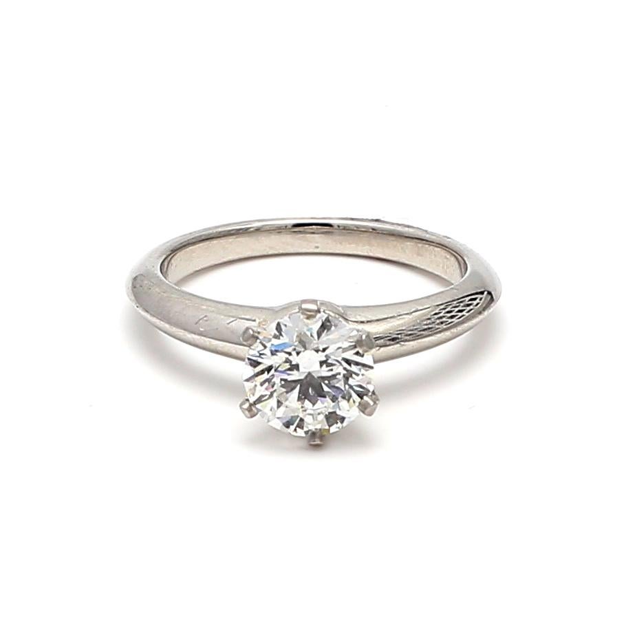 Designer:
Tiffany & Co.
Titel:
Tiffany und Co 1,22 Karat Runder Brillant Form F-VVS1 Diamant Platin Verlobungsring
Stil:
Verlobung
Metall:
Platin
Edelstein 1:
1,22 Karat Diamant
Anzahl von Steinen:
1
Farbe:
F
Klarheit:
VVS1
Die Form:
Rund