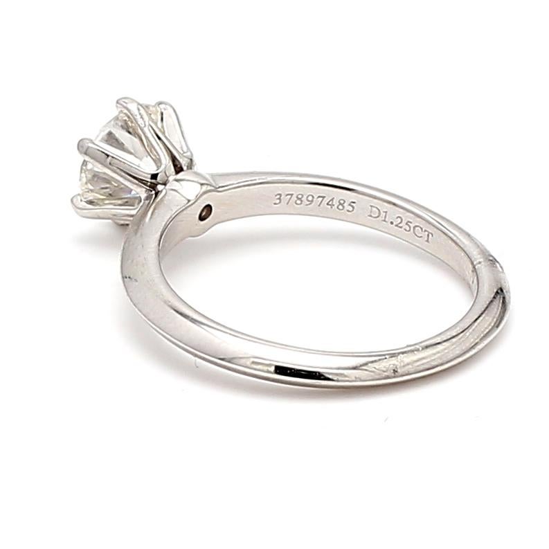 Tiffany and Co 1.25 Carat Round Brilliant Diamond Platinum Engagement Ring For Sale 2
