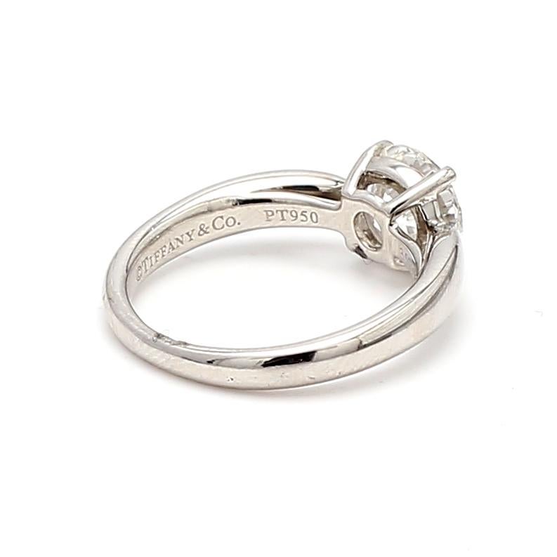Women's Tiffany and Co 1.27 Carat Round Brilliant Diamond Platinum Engagement Ring For Sale