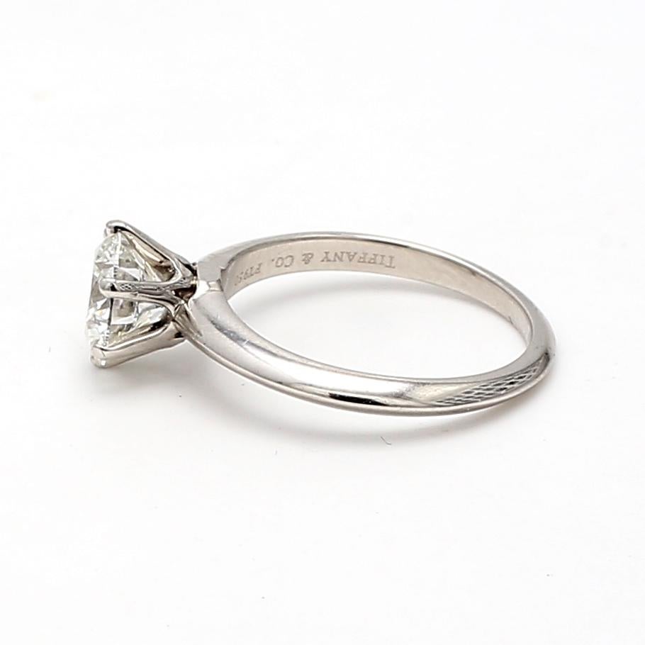 Tiffany and Co 1.58 Carat Round Brilliant Diamond Platinum Engagement Ring For Sale 3
