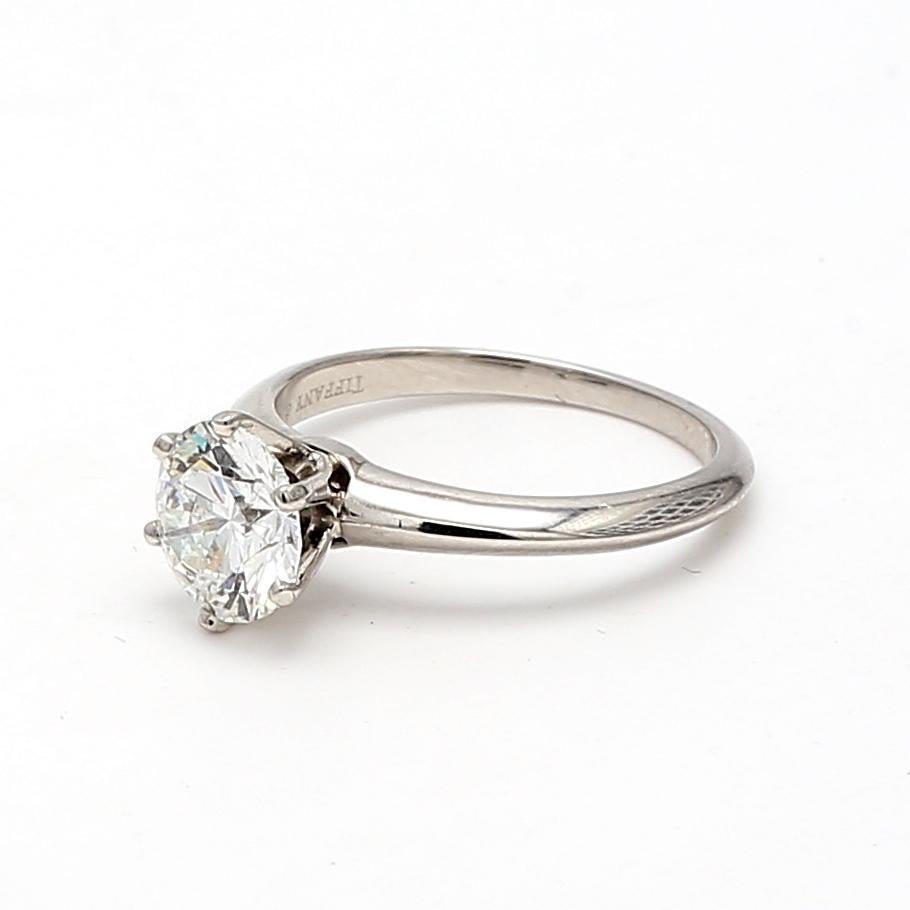 Tiffany and Co 1.58 Carat Round Brilliant Diamond Platinum Engagement Ring For Sale 4