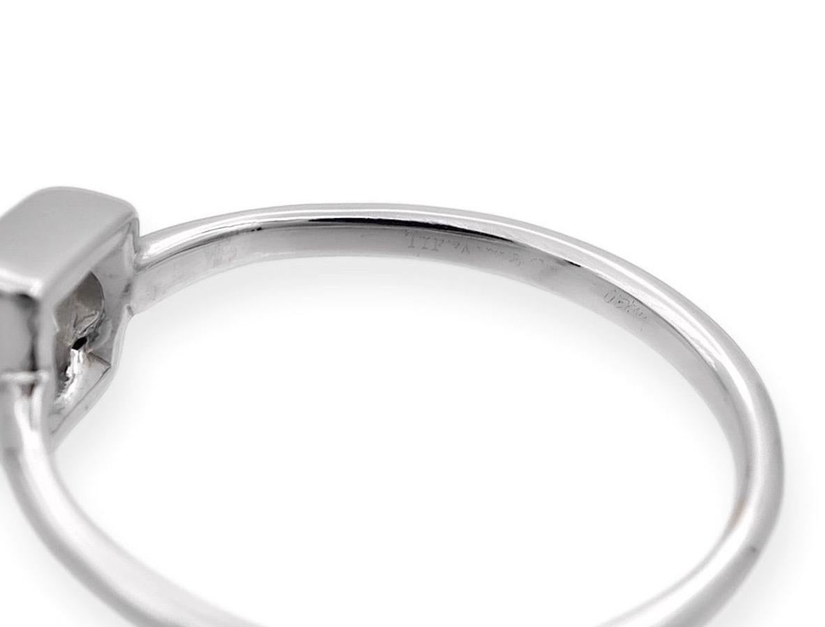 Contemporary Tiffany and Co. 18K White Gold Frank Gehry 0.20 ct. Torque Square Diamond Ring