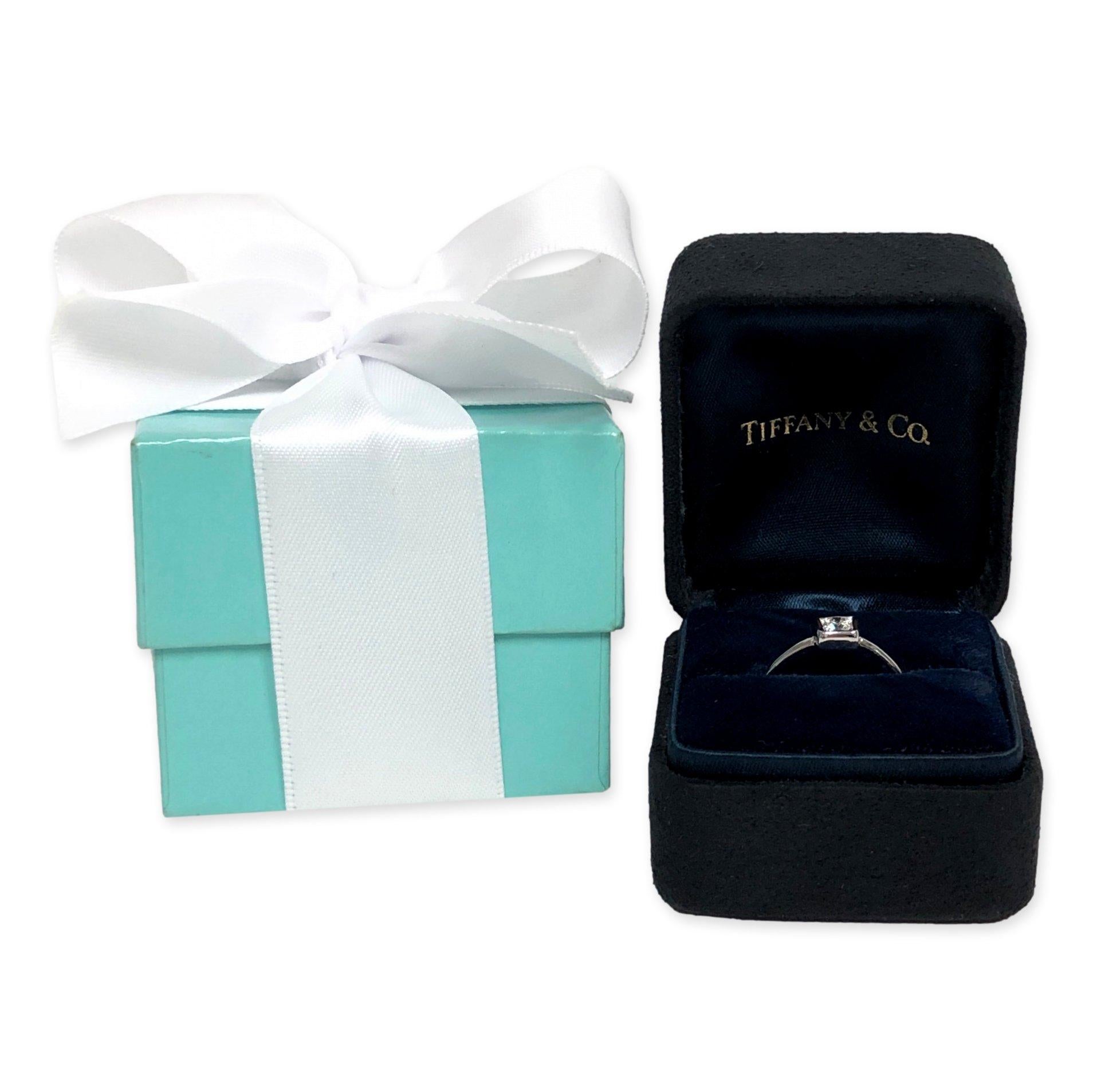 Tiffany and Co. 18K White Gold Frank Gehry 0.20 ct. Torque Square Diamond Ring 1