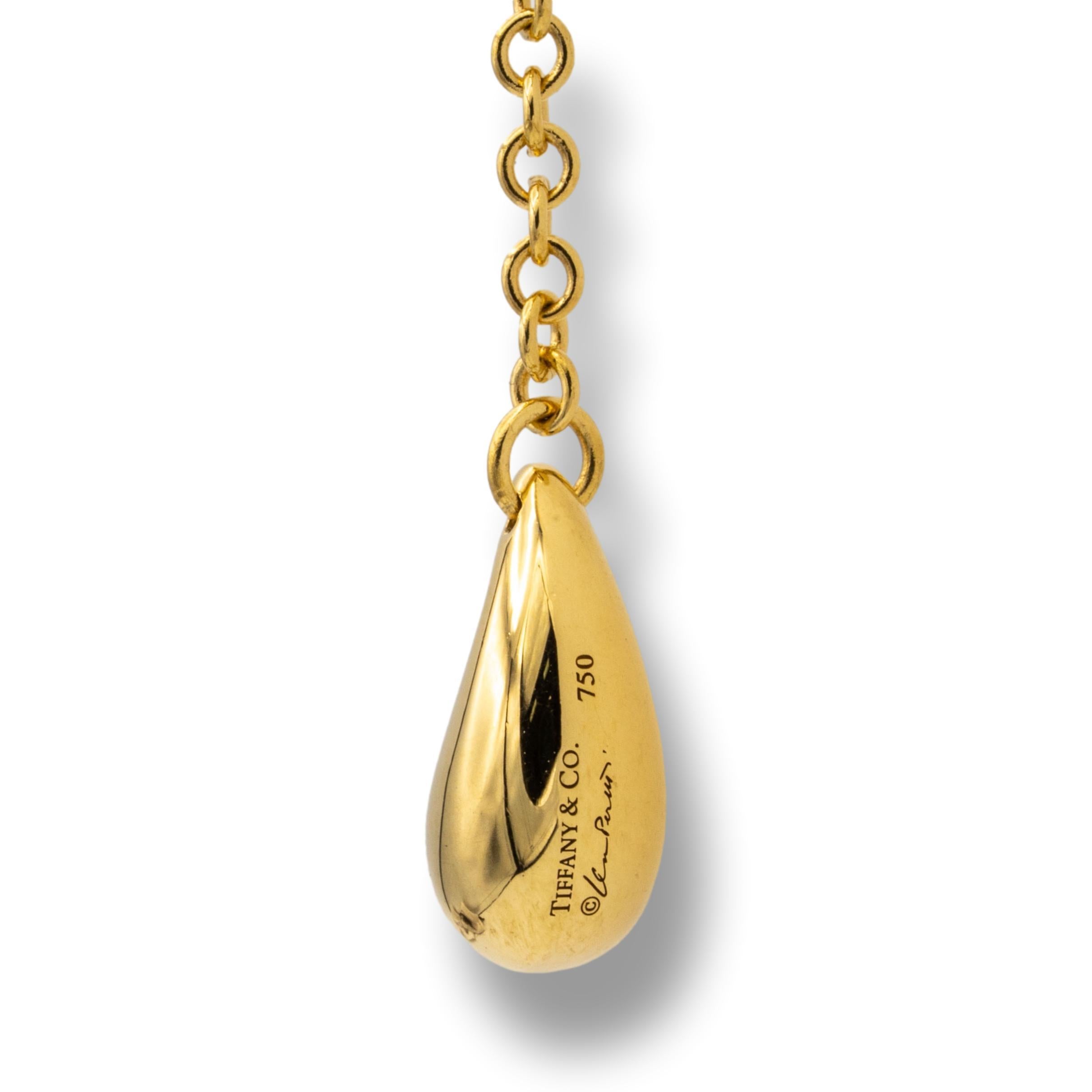 Tiffany & Co. Teardrop Lariat Halskette fein in 18 Karat Gelbgold gefertigt. Der Anhänger hängt an einem schweren Gewicht Kandare Link Kette:: die 18::5 