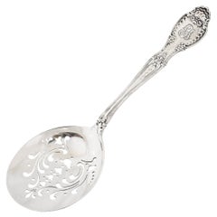 Tiffany & Co. Siglo XIX Cuchara de servir festoneada y perforada con motivos florales de plata