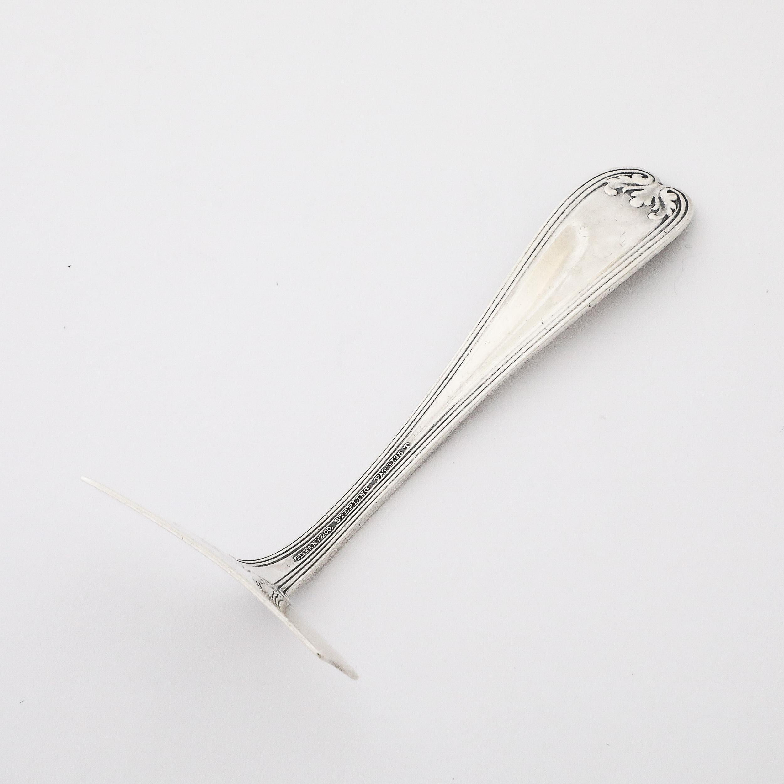 Tiffany and Co. 19th Century Sterling Silver Food Pusher in Pattern IX95 T 3