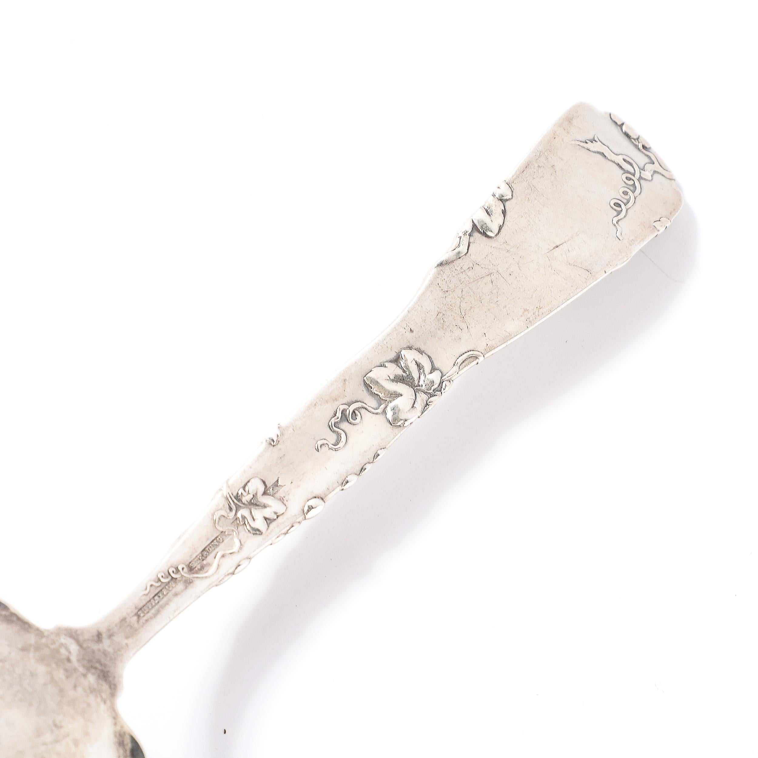 Tiffany & Co. 19. Jahrhundert Sterling Silber Servierlöffel in 