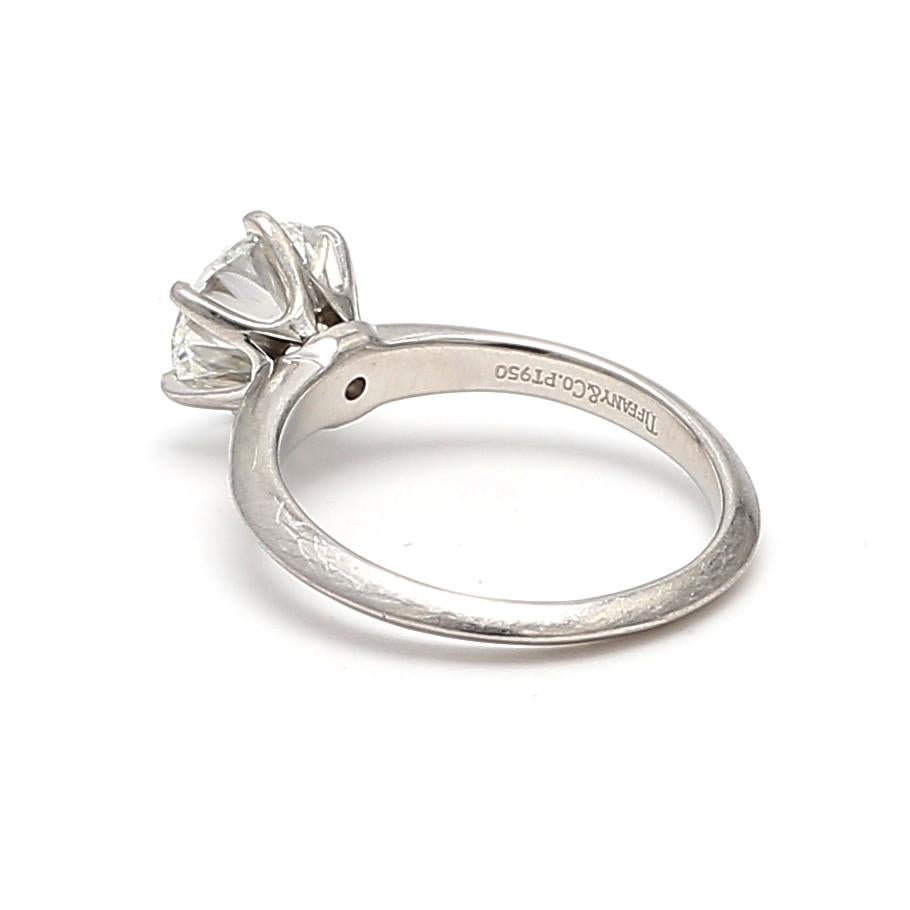 Tiffany and Co 2.01 Carat Round Brilliant Shape Diamond Platinum Engagement Ring For Sale 2