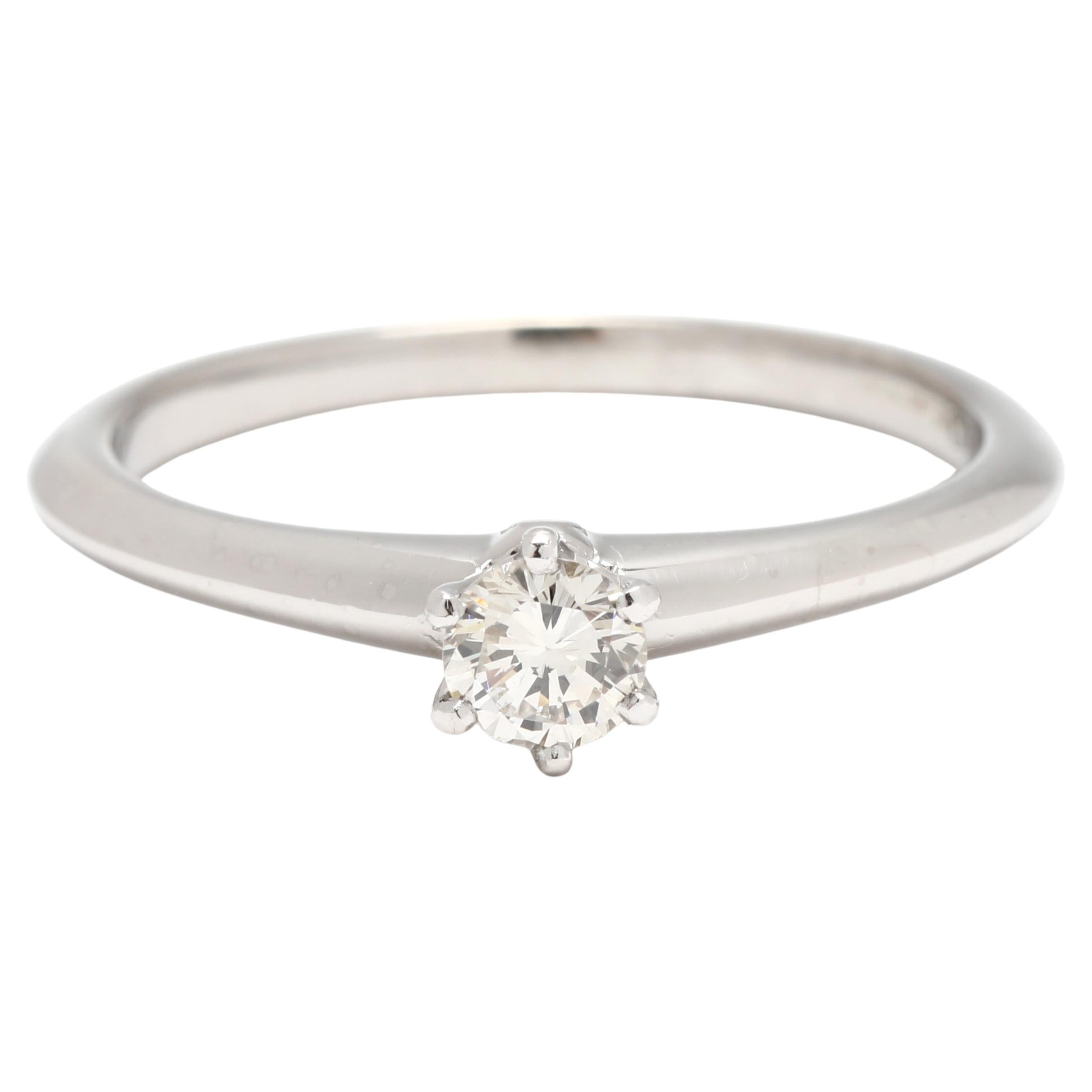 Tiffany & Co. Verlobungsring, Platin, Ring Größe 7,5, .25 Karat Diamant