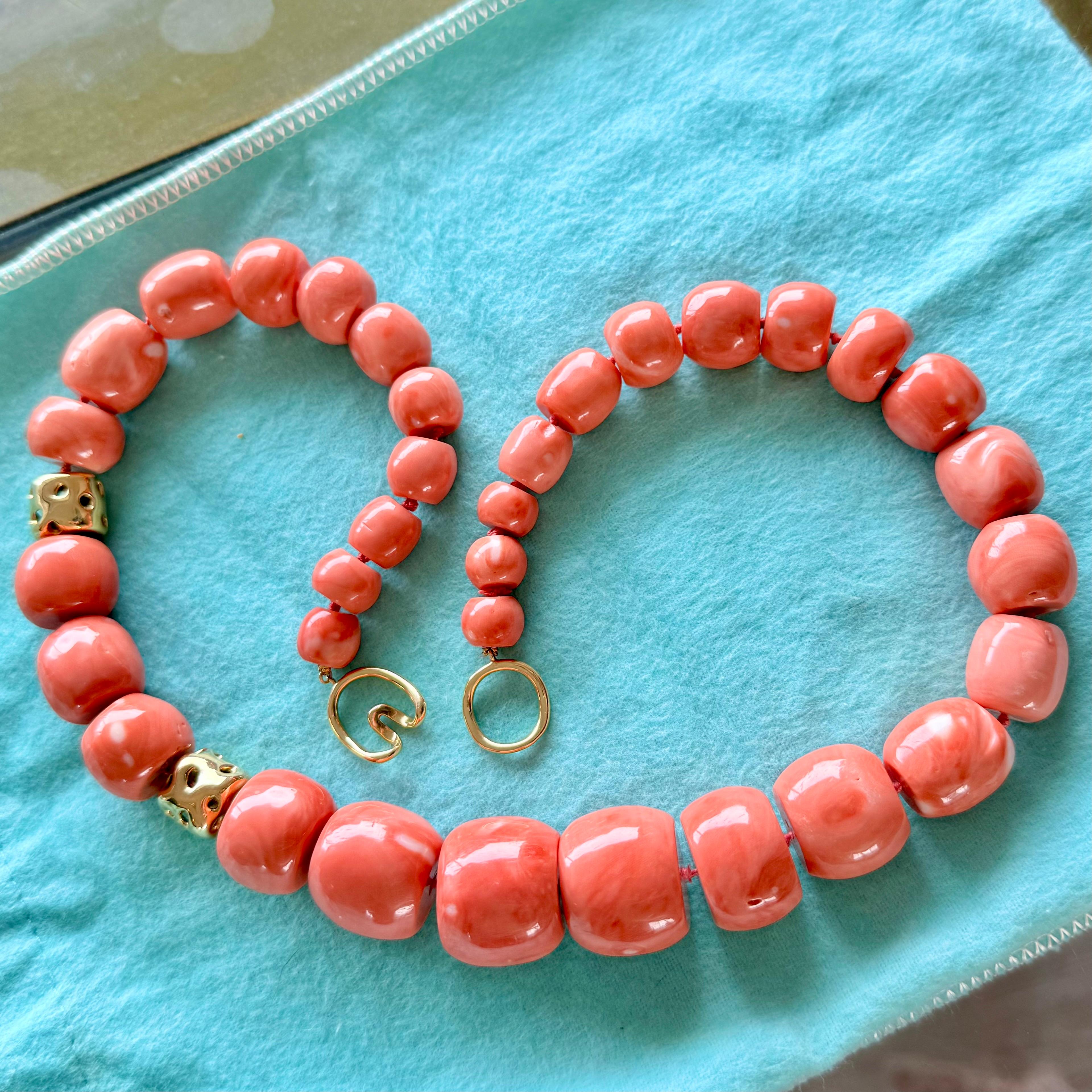 Bead Tiffany and Co Angela Cummings Large Coral Necklace 18k For Sale