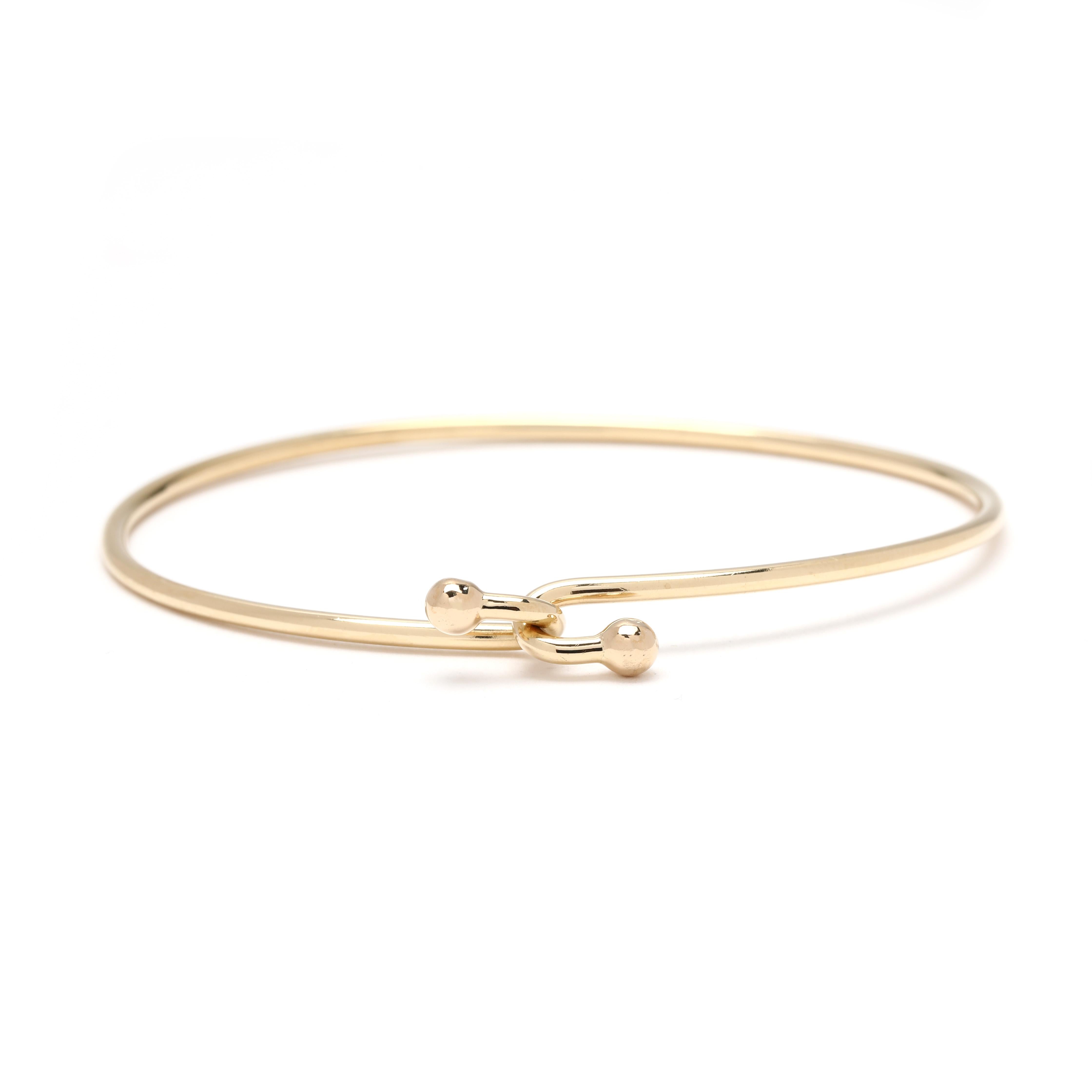 Length: 6.75 Inches

Width: 1.85 mm

Weight: 5.5 dwts. / 8.5 grams

Stamps: 