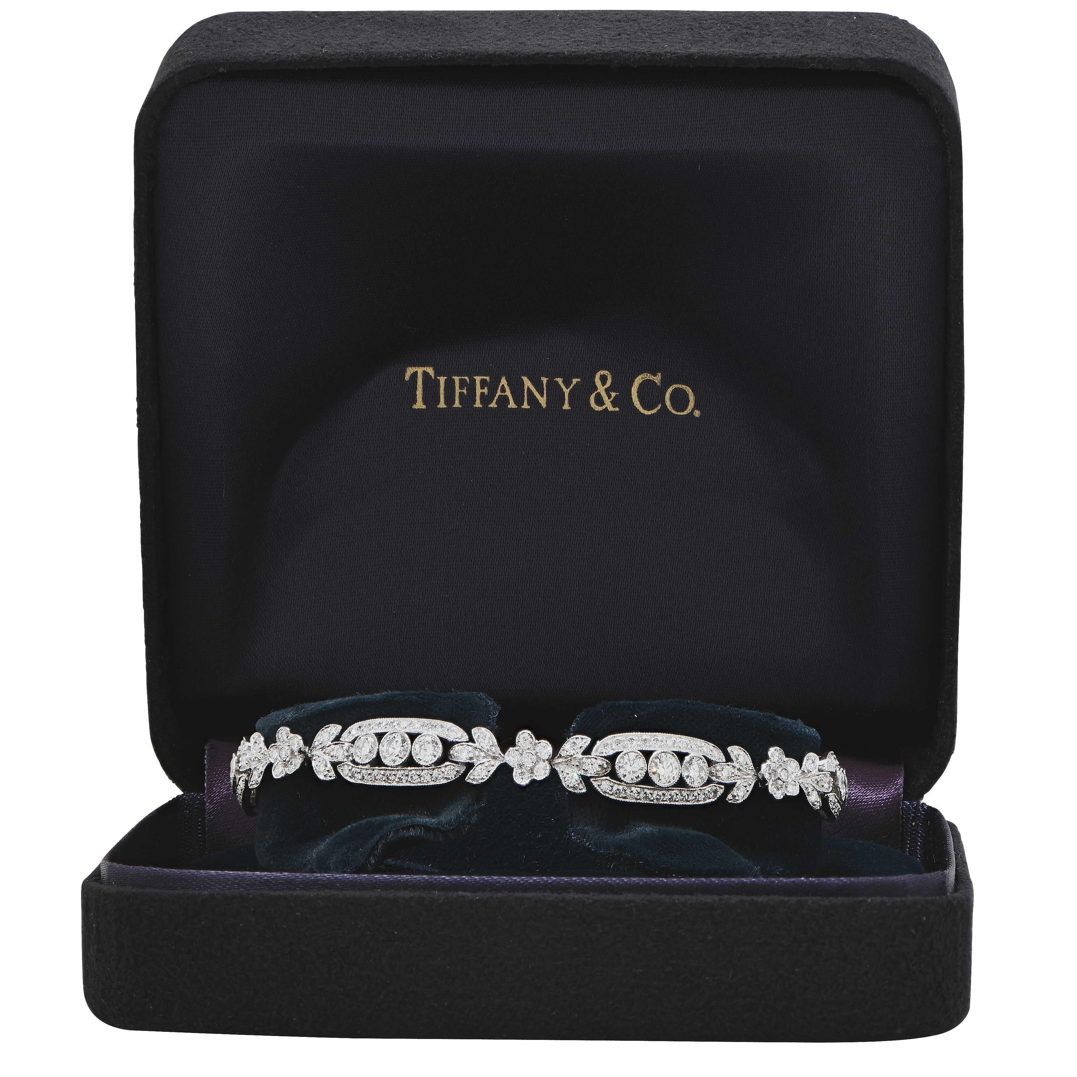 Tiffany & Co. Diamant-Armband für Damen oder Herren im Angebot