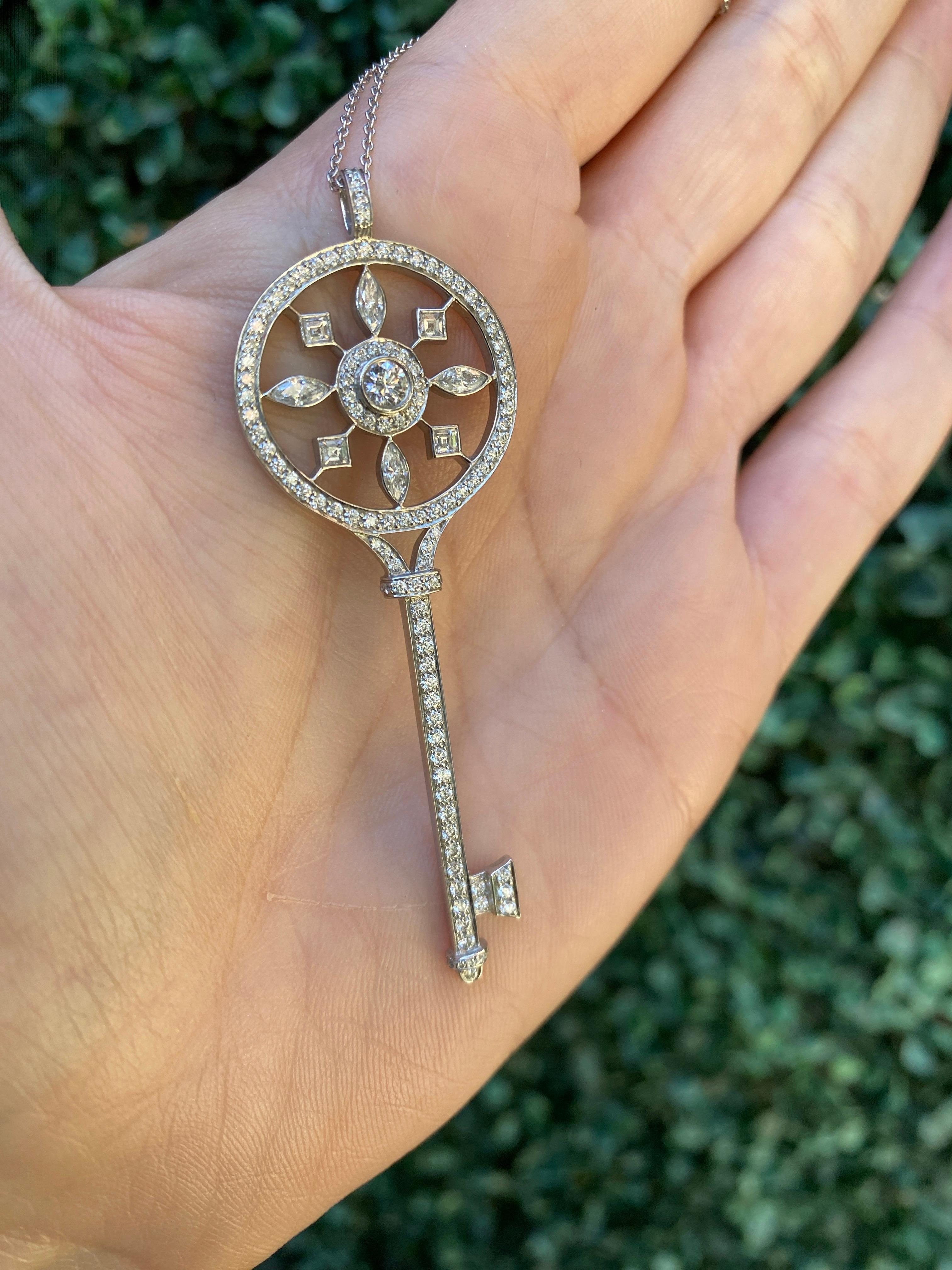 Tiffany & Co. Collana di chiavi con caleidoscopio di diamanti in vendita 7