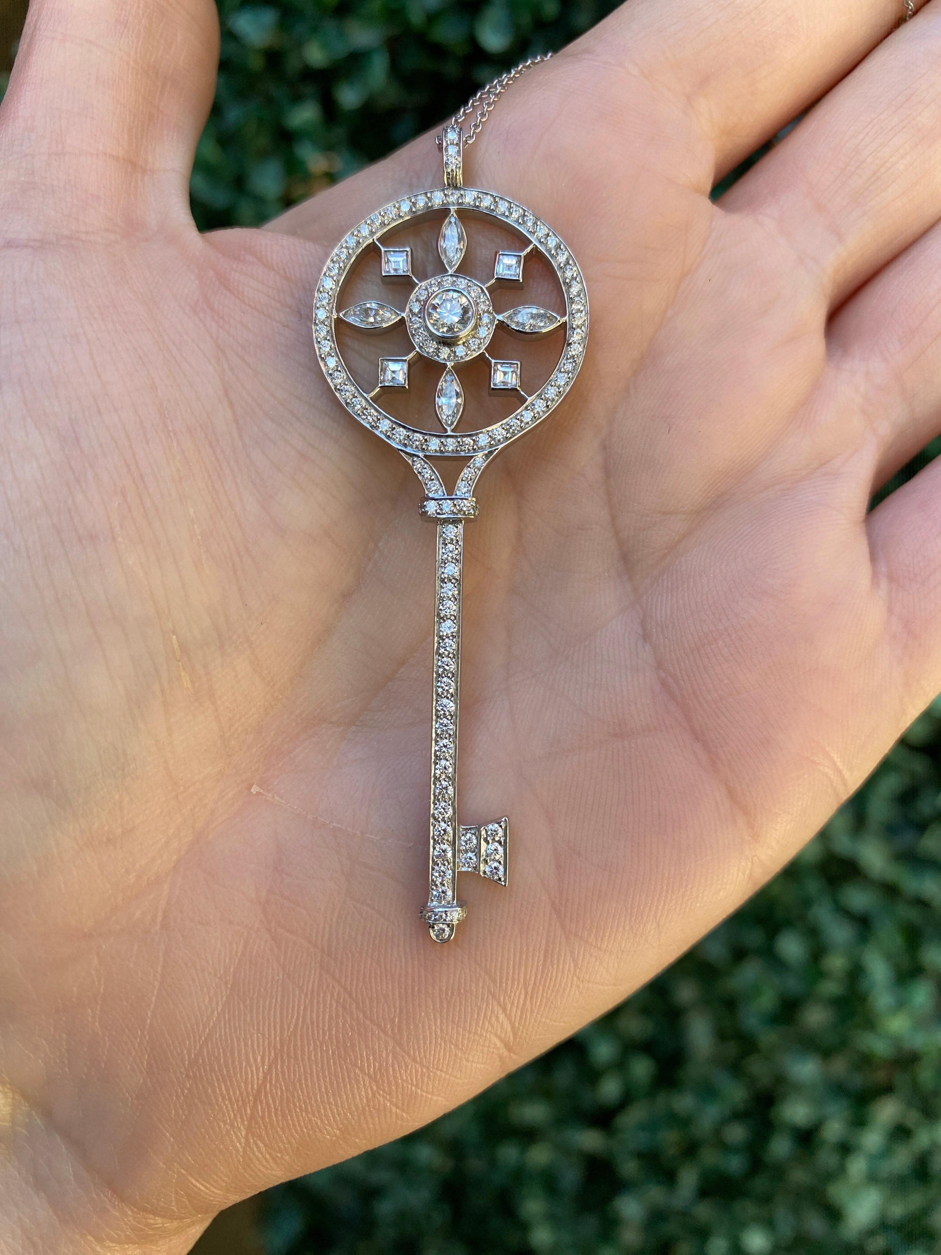 Tiffany & Co. Collana di chiavi con caleidoscopio di diamanti in vendita 8