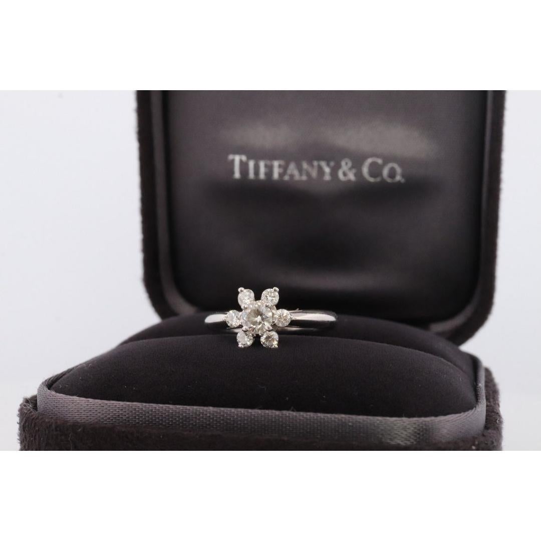 Tiffany and Co. Diamond Ring. Platinum Flower Diamond Band. Tiffany and Company For Sale 2