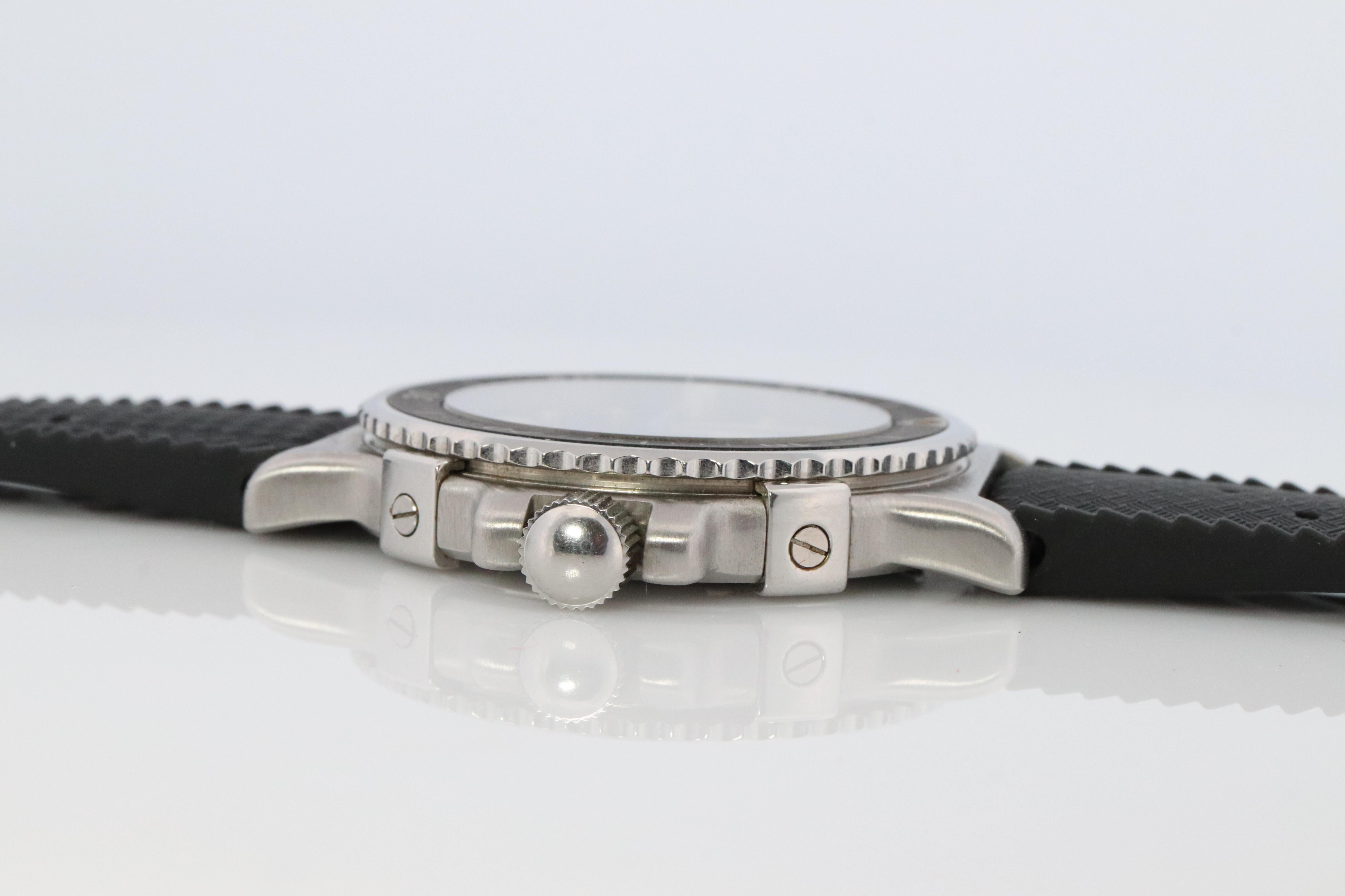 Tiffany and Co Diver Watch. SS Tiffany Co Mens M0711 40mm Watch For Sale 1