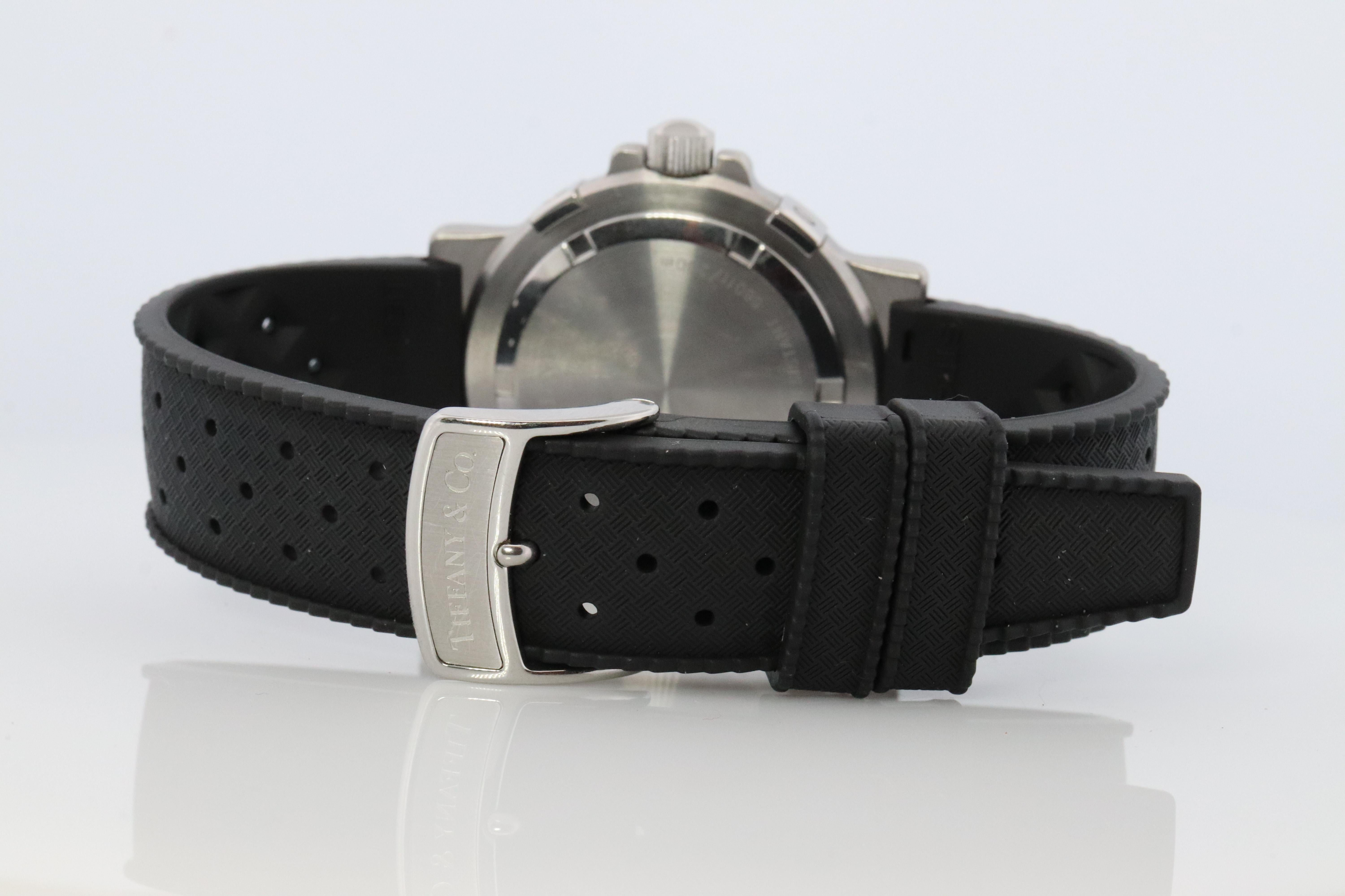Tiffany and Co Diver Watch. SS Tiffany Co Mens M0711 40mm Watch For Sale 3