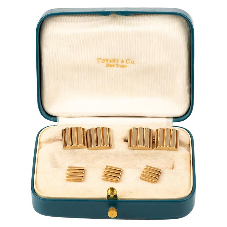 Tiffany & Co. Dress Set of Cufflinks and Studs in 14 Karat Gold, New York 1950 For Sale