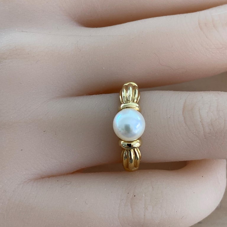 Contemporary Tiffany and Co Eighteen Karat Yellow Gold Pearl Ring For Sale
