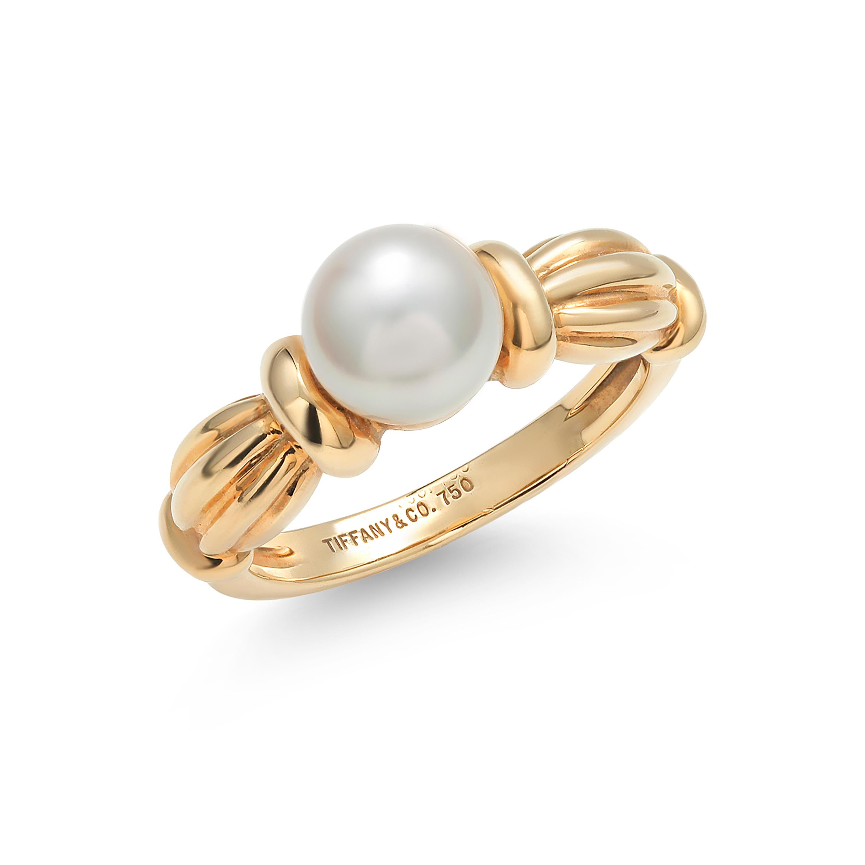 Contemporary Tiffany and Co Eighteen Karat Yellow Gold Pearl Ring