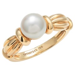 Retro Tiffany and Co Eighteen Karat Yellow Gold Pearl Ring