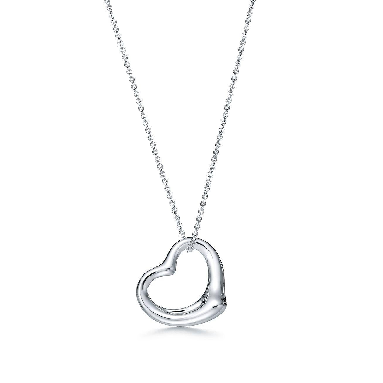 Donna Tiffany & Co. Collana con cuore aperto di Elsa Peretti in vendita