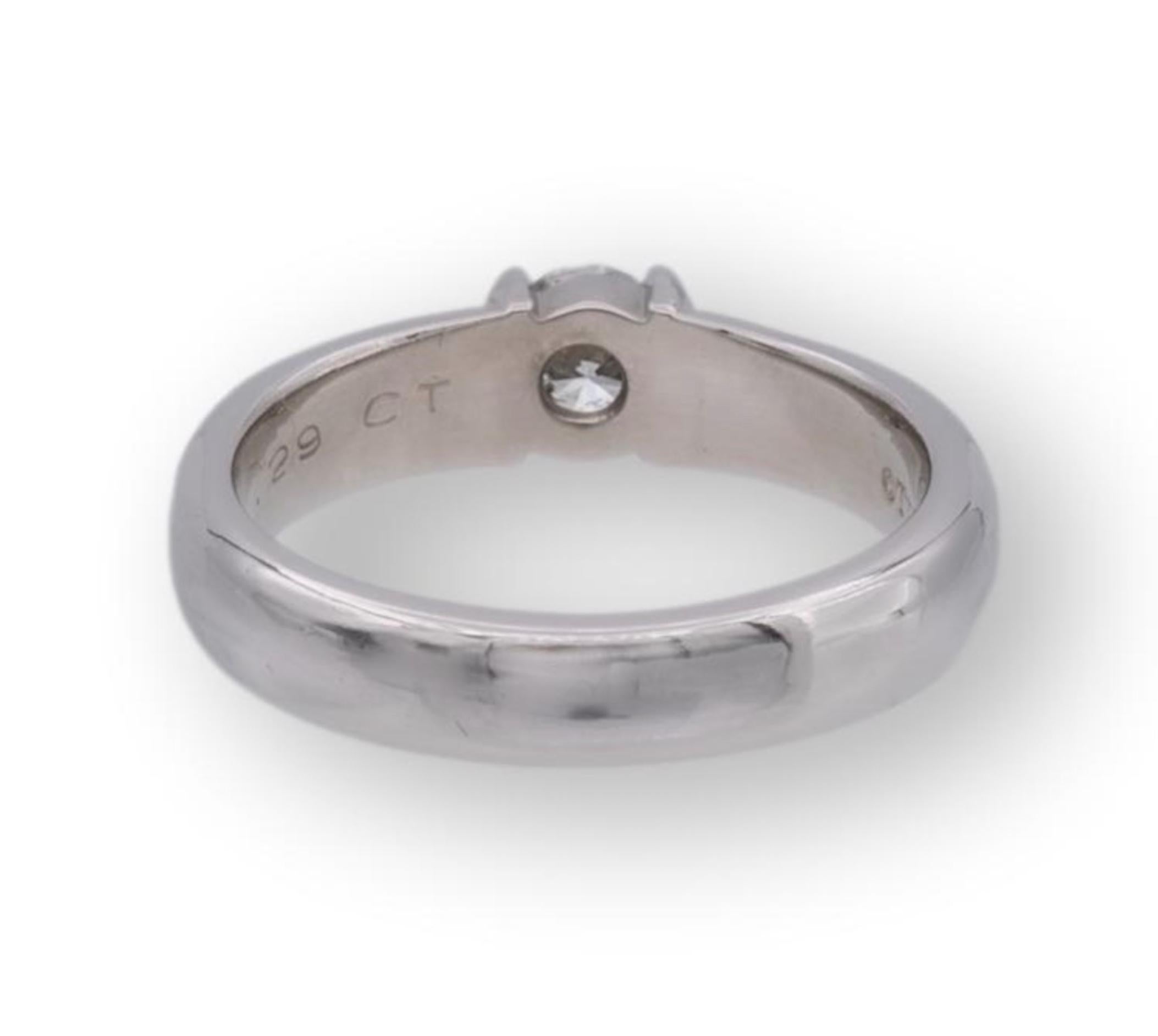 Tiffany und Co. Etoile Platin Verlobungsring mit rundem Diamanten .29 Karat (Zeitgenössisch) im Angebot