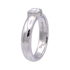 Tiffany and Co. Etoile Platinum Round Diamond Engagement Ring .29ct