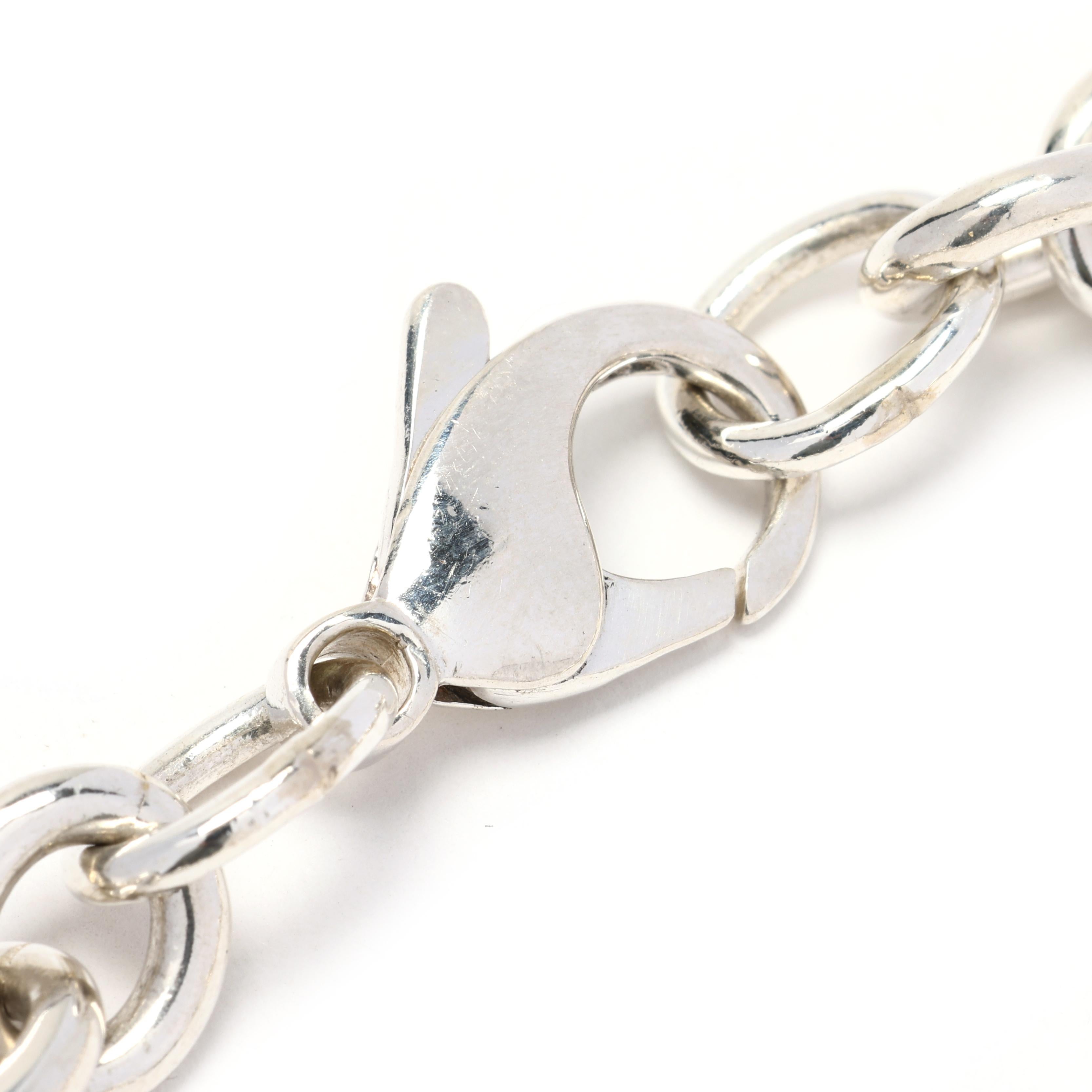Tiffany and Co Heart Chain Bracelet, Sterling Silver, Length 7 Inches, Designer In Good Condition For Sale In McLeansville, NC