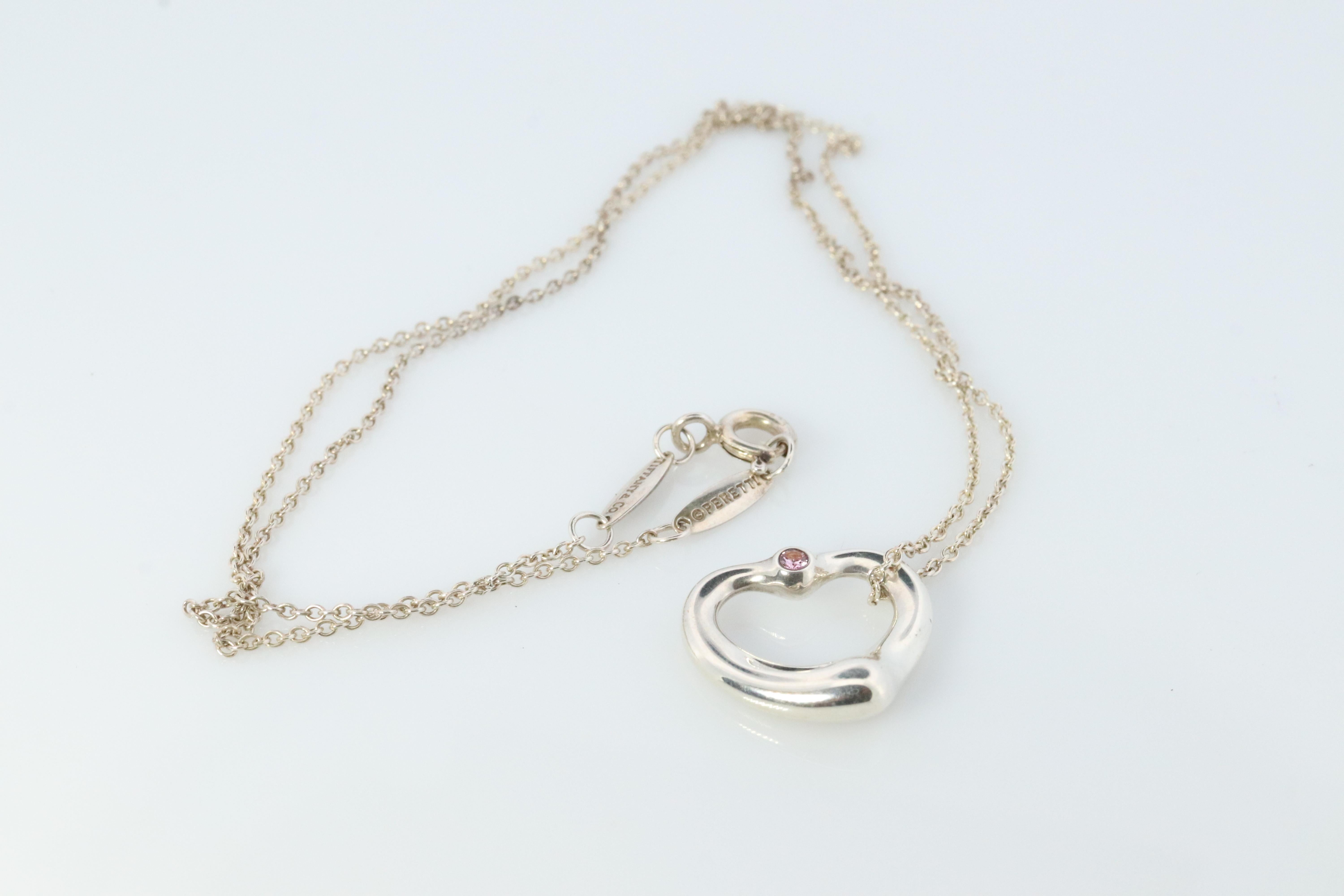 Tiffany and Co Heart Pendant. Sterling Silver 925 T&Co Pink sapphire Heart. For Sale 1