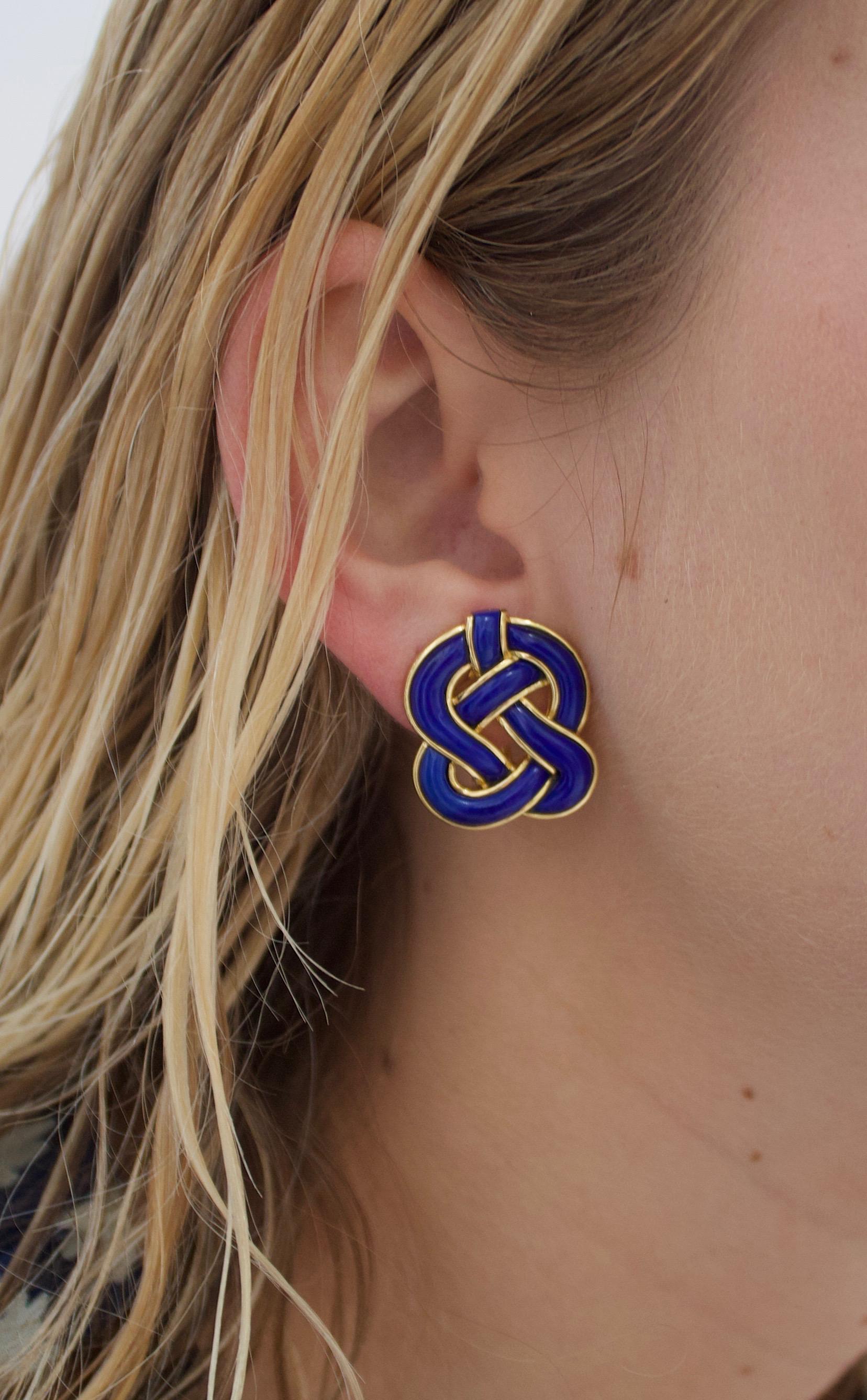 Tiffany and Co. Lapis and 18 Karat Yellow Gold Earrings, circa 1970s 2
