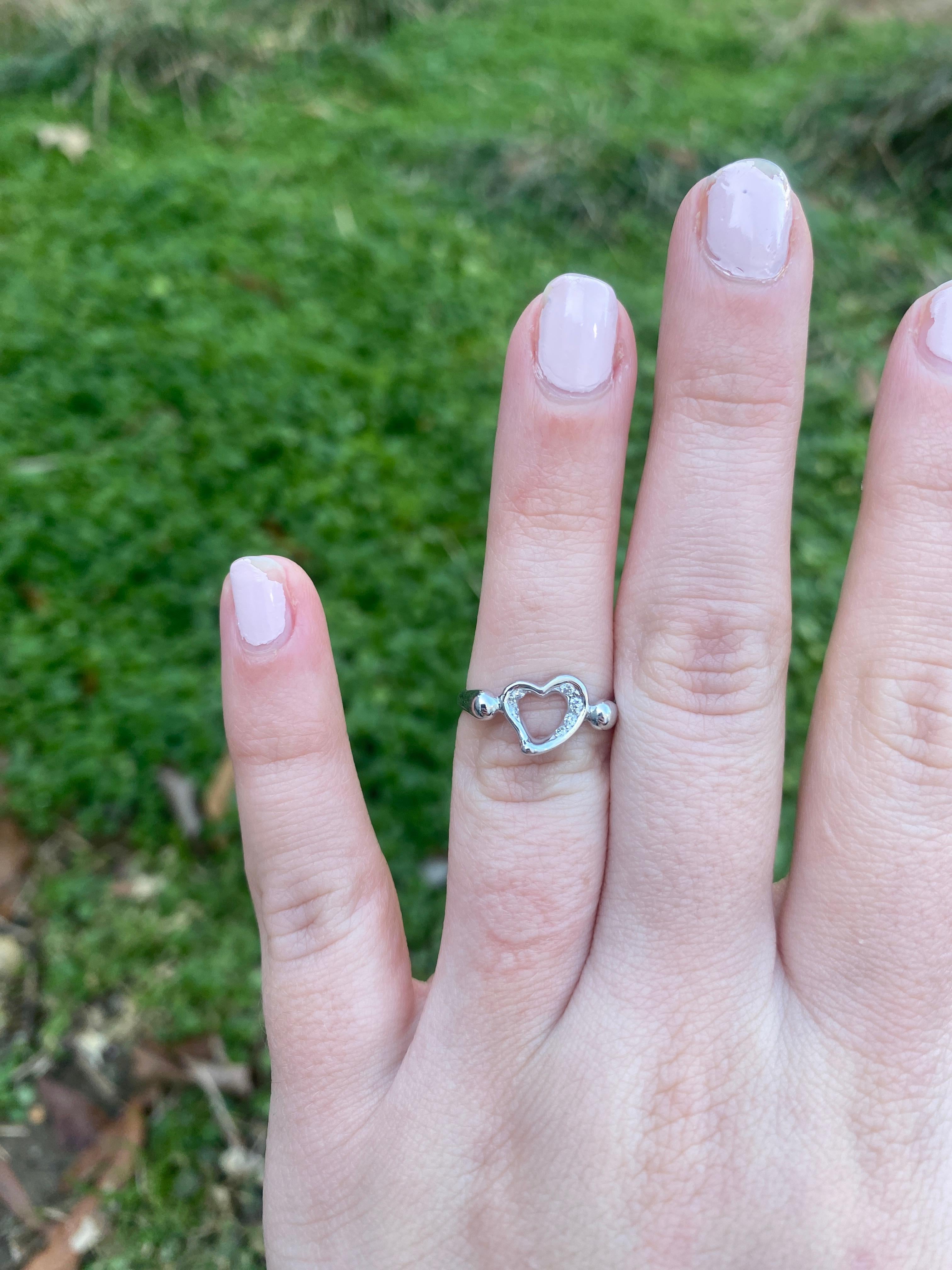 Tiffany and Co. Peretti Diamond Heart Ring, Platinum For Sale 3