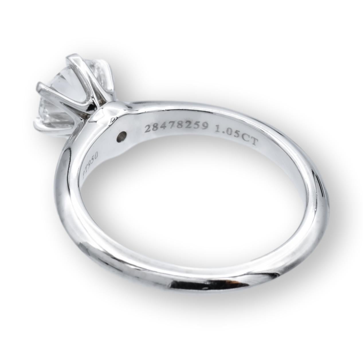 Contemporary Tiffany and Co. Platinum Solitaire Round Diamond Engagement Ring 1.05 FVS2 For Sale
